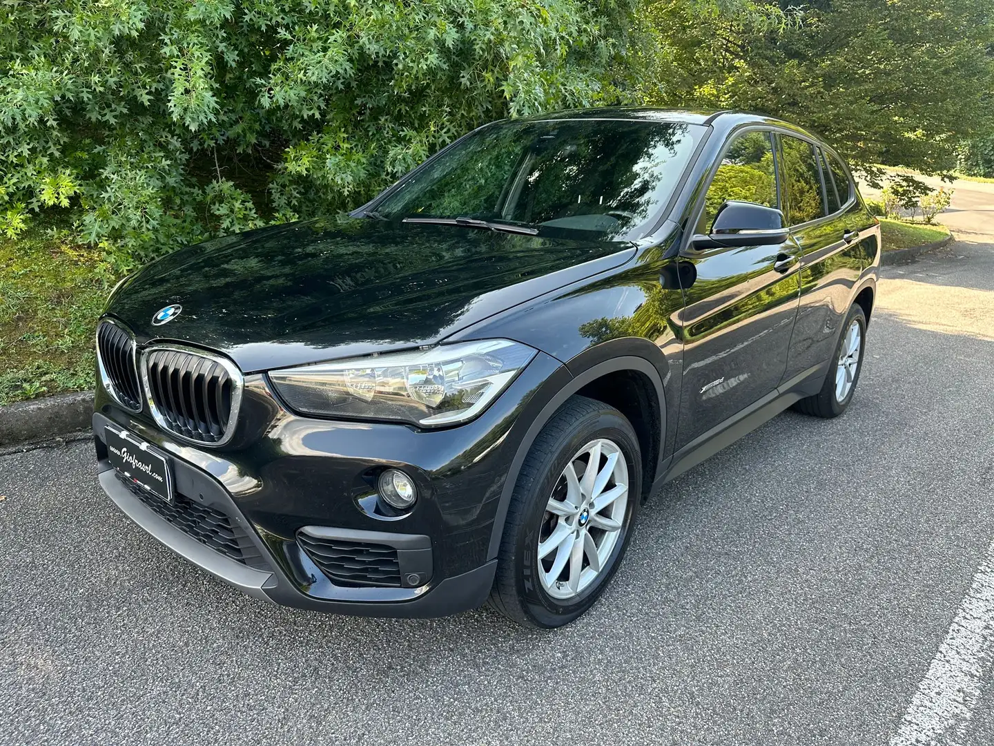 BMW X1 X1 xdrive18d Advantage auto Nero - 1