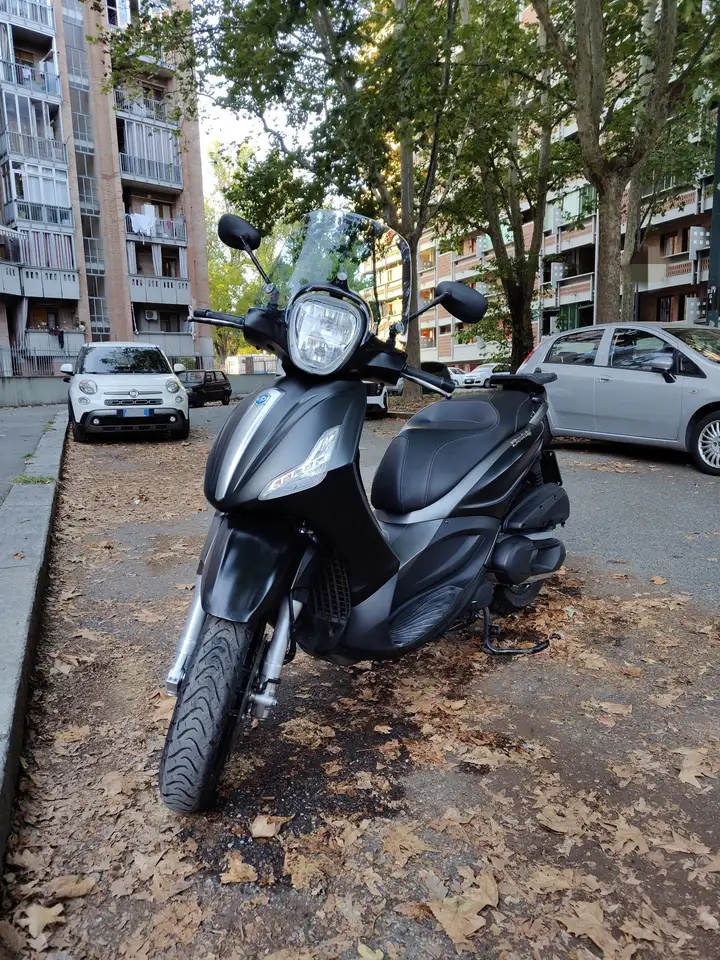 Piaggio Beverly 350