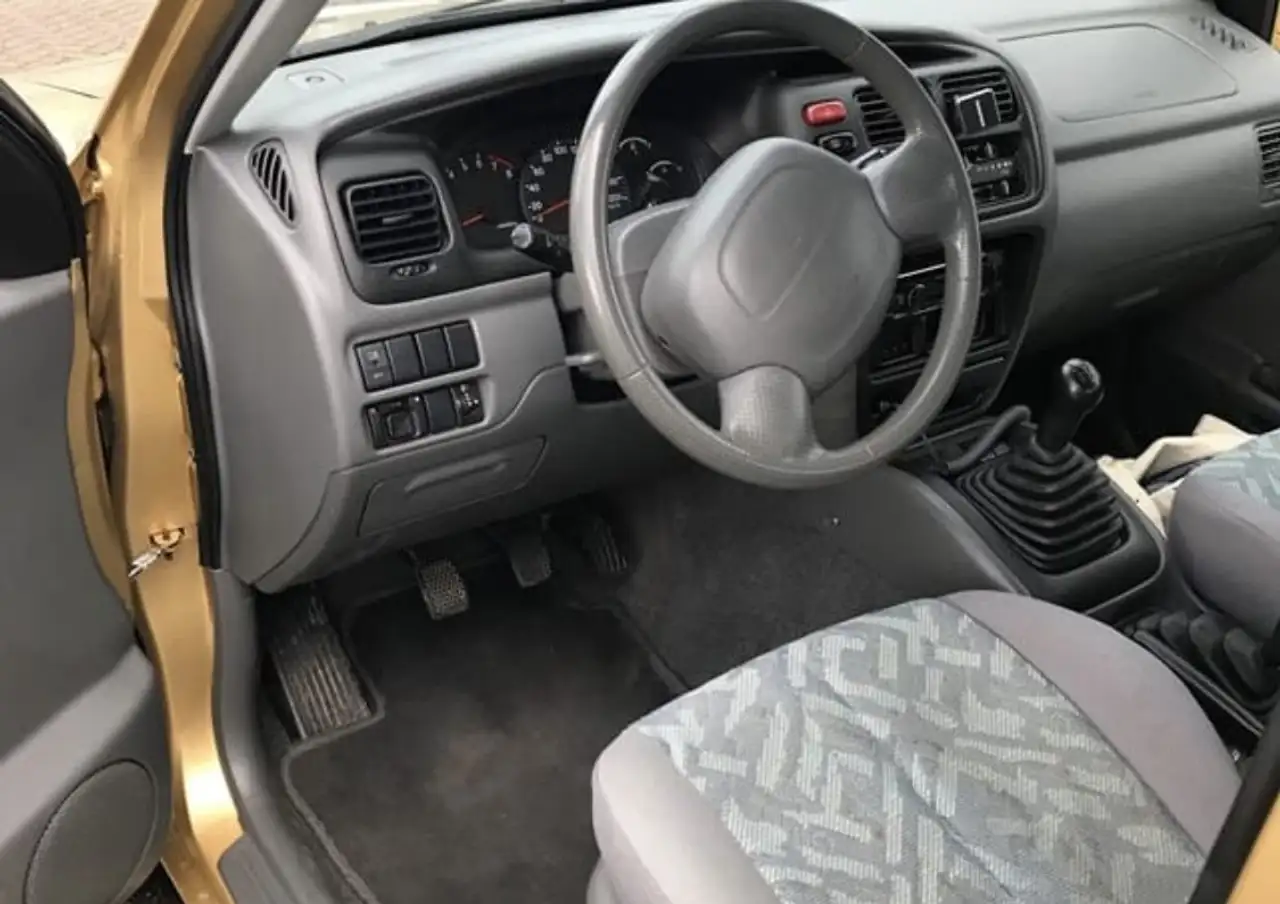 Suzuki Grand Vitara 2.0 Metal Top, foto 3