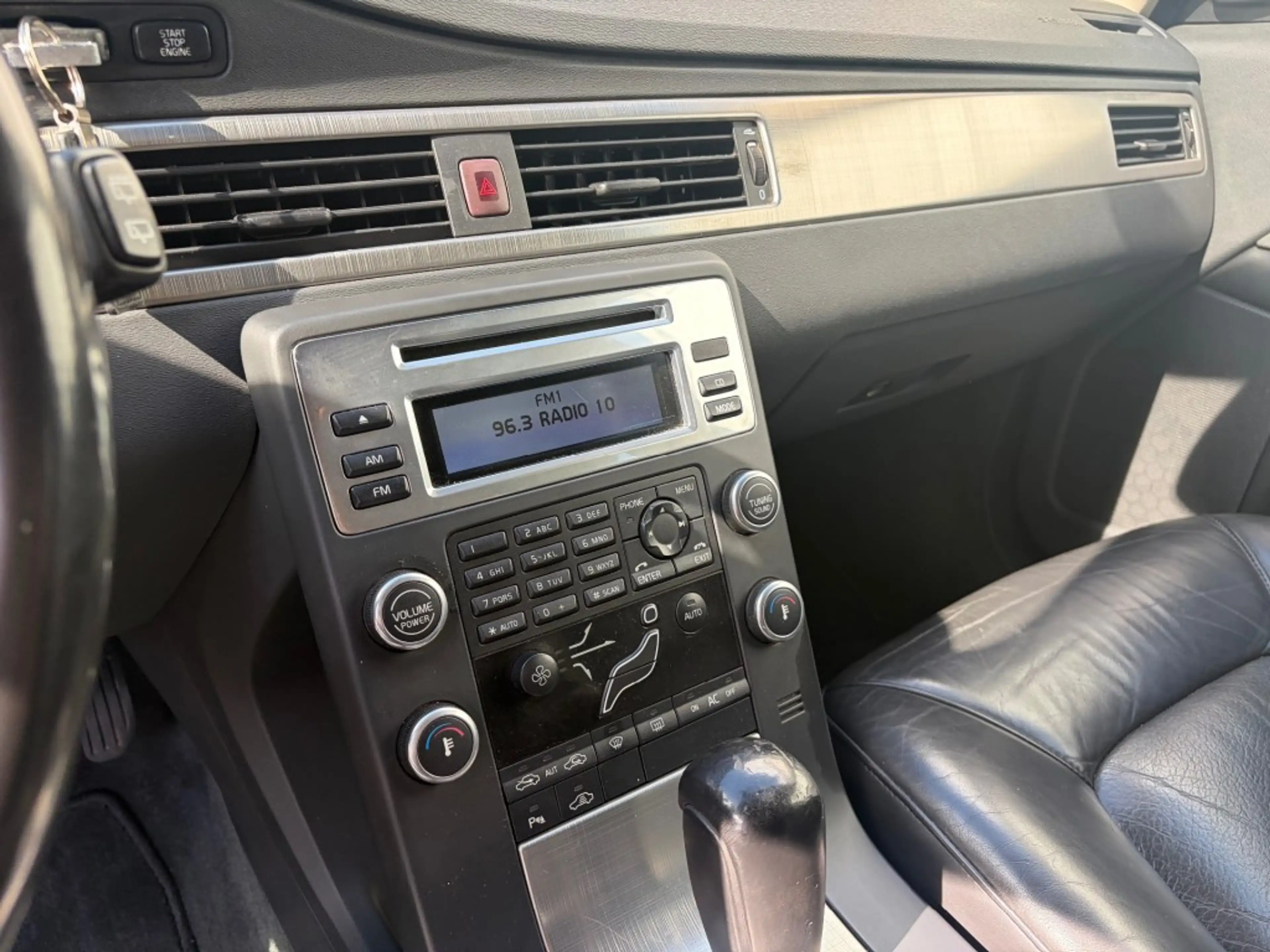 Volvo V70 2.5T Momentum Leder Trekhaak — photo 11