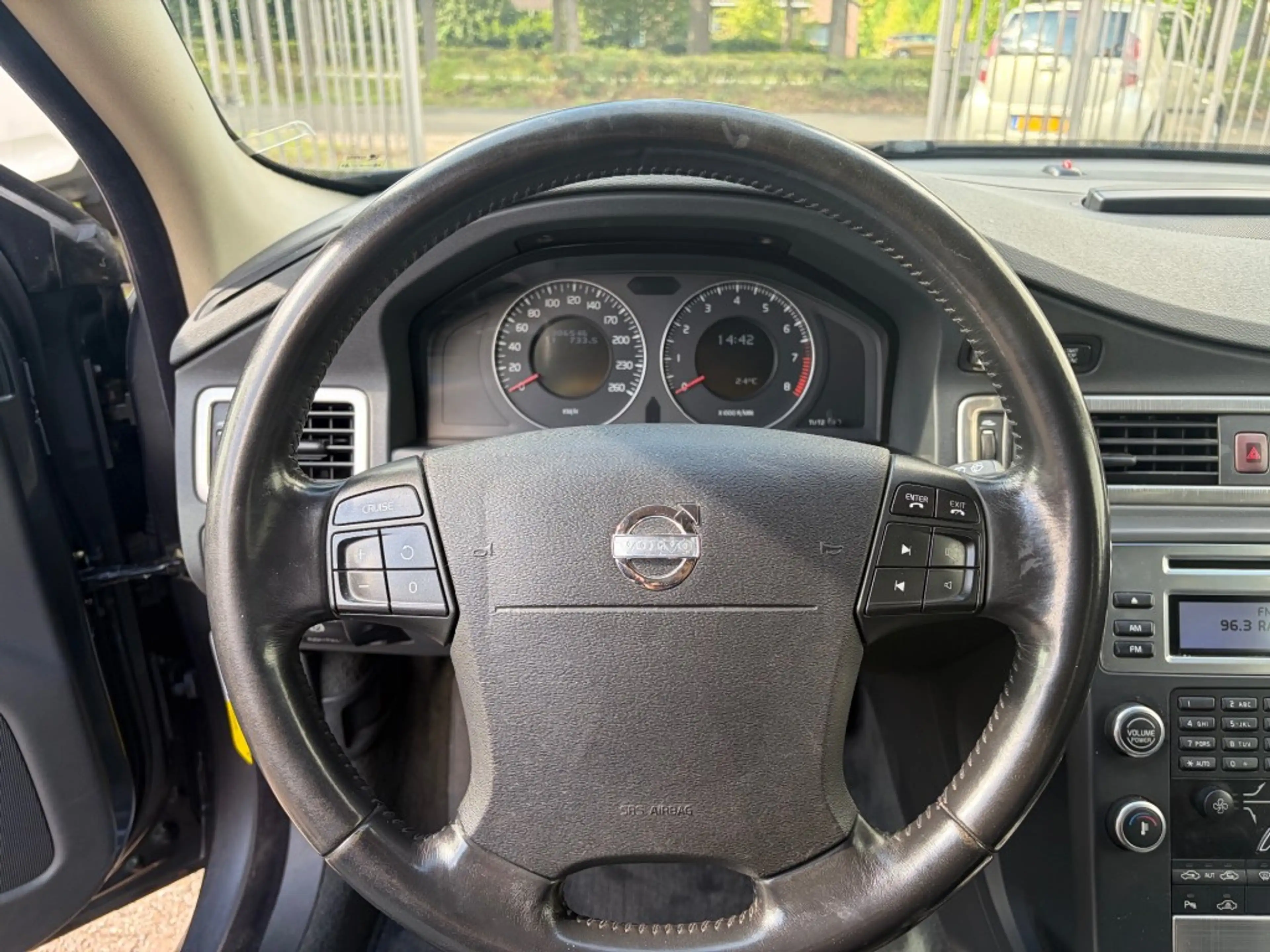 Volvo V70 2.5T Momentum Leder Trekhaak — photo 9