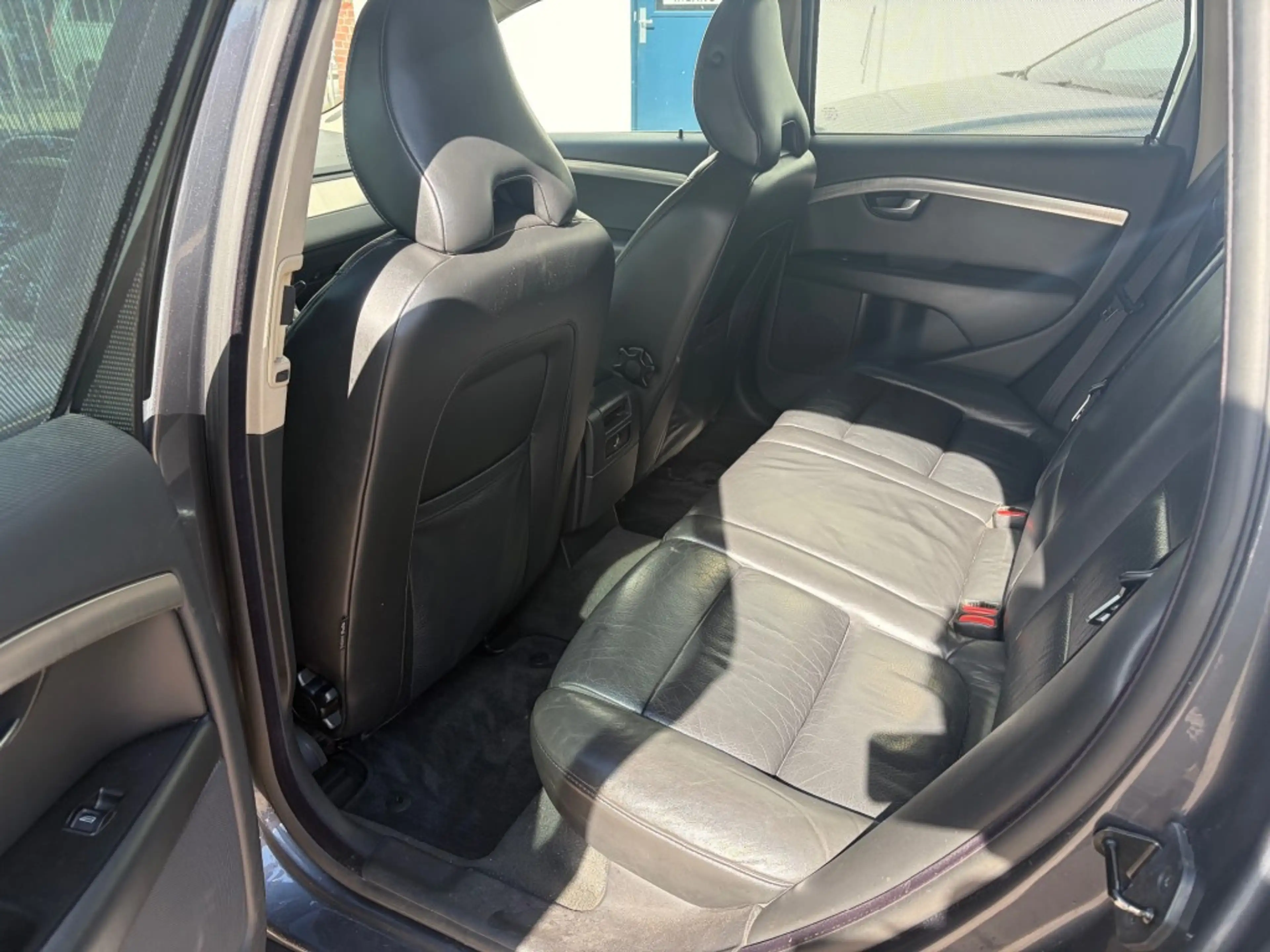 Volvo V70 2.5T Momentum Leder Trekhaak — photo 14