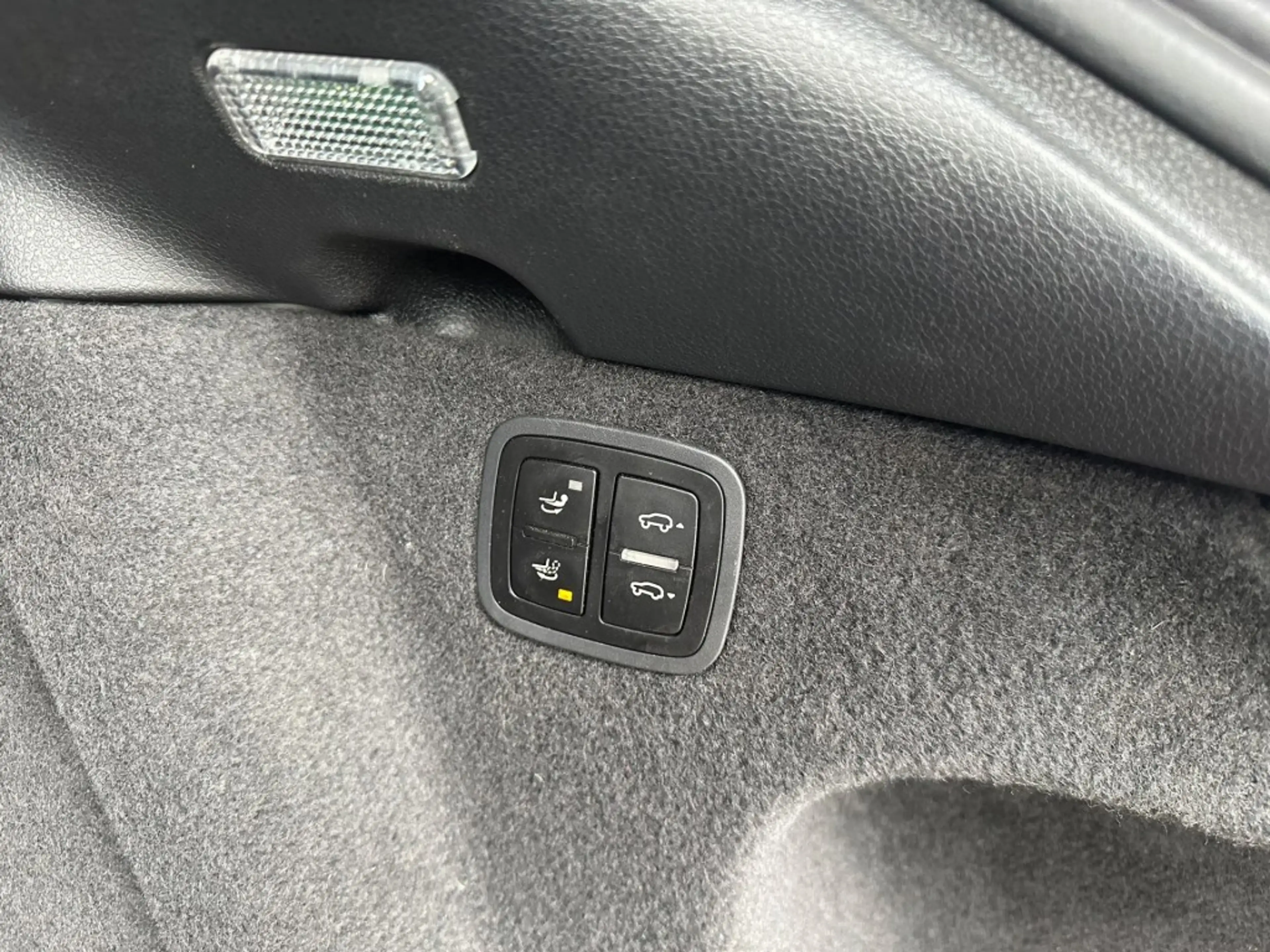 Porsche Macan 3.0 S, Pano, Eletrische Trekhaak, Luchtvering, Bos — photo 14