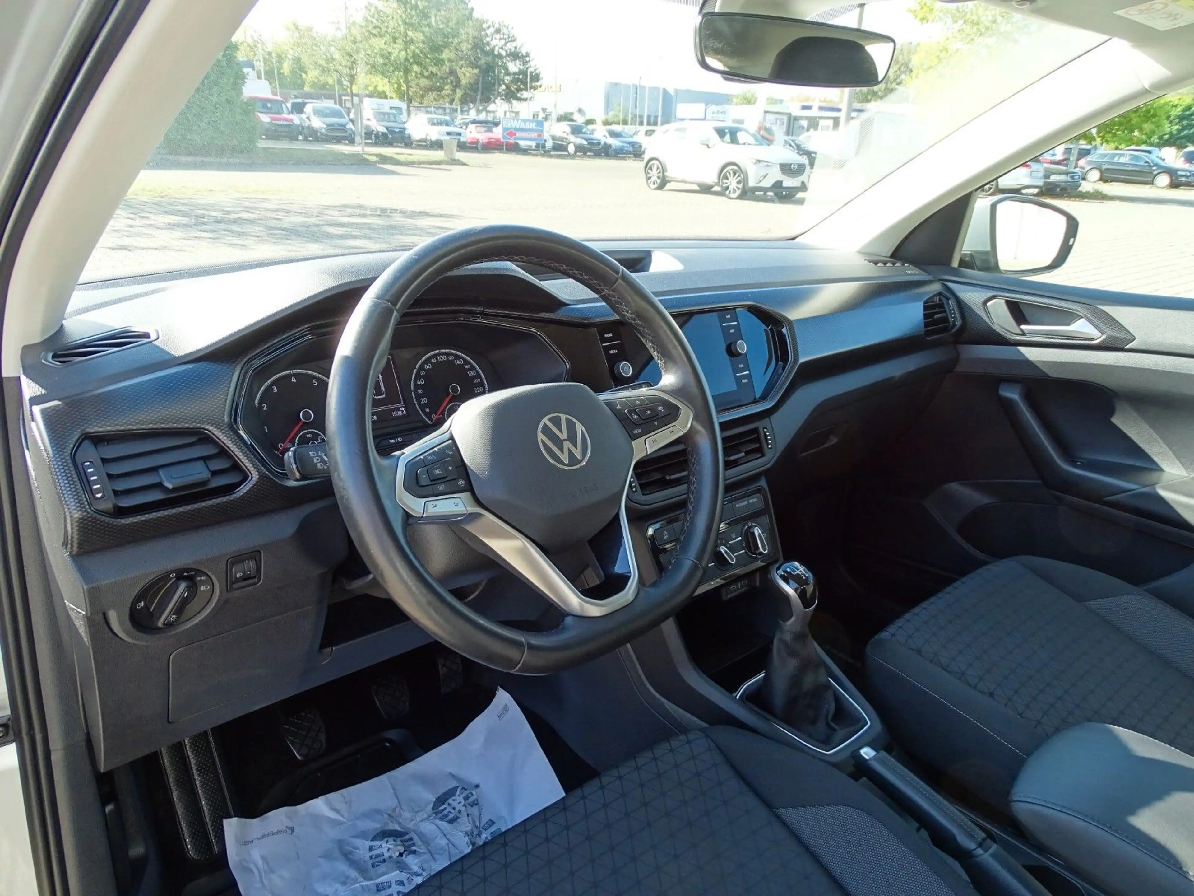 Volkswagen T-Cross Life*KAMERA*AHK*USB*ACC — photo 13