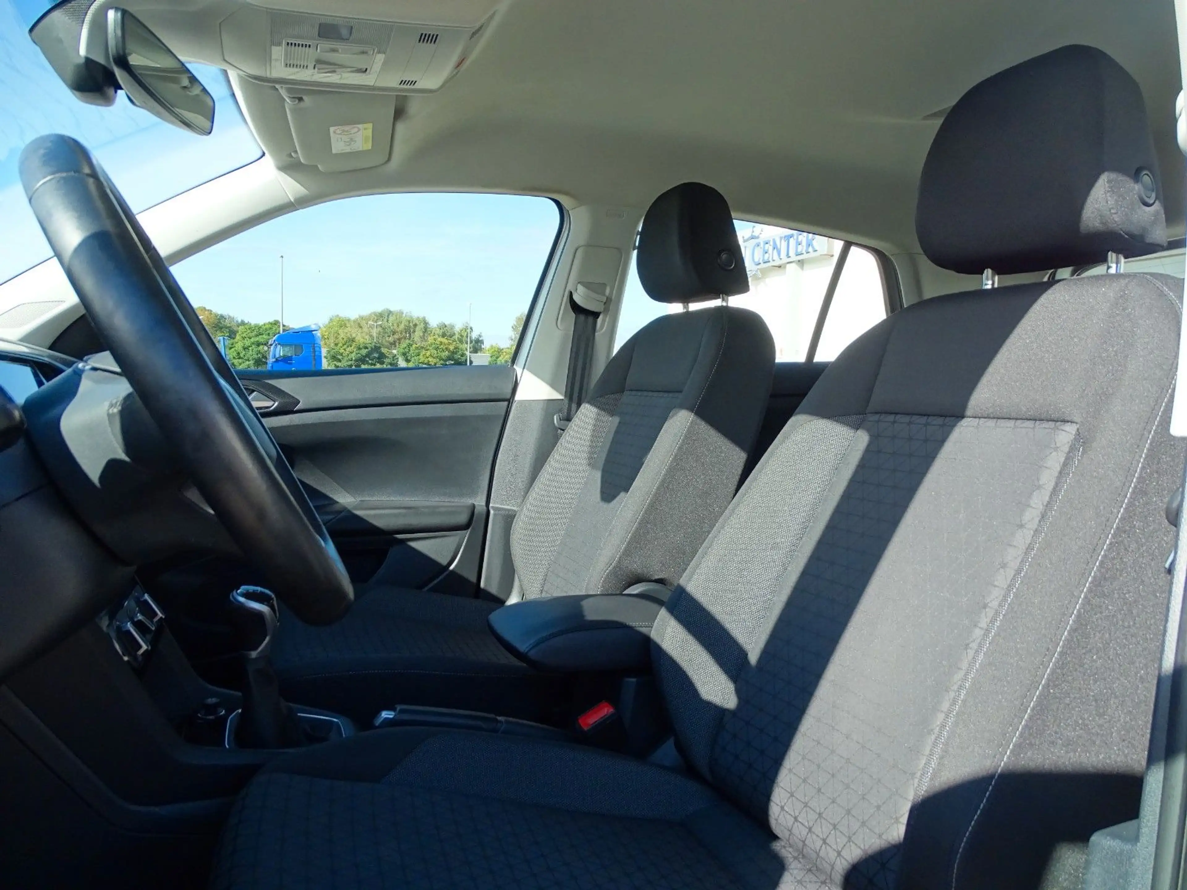 Volkswagen T-Cross Life*KAMERA*AHK*USB*ACC — photo 14