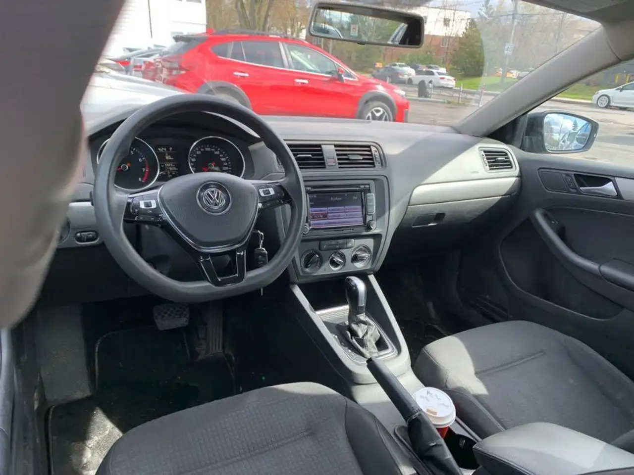 Volkswagen Jetta снимка Volkswagen Jetta