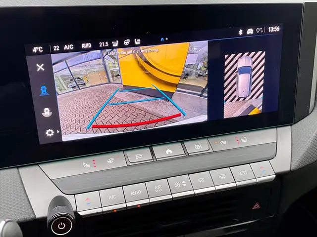 Opel Astra view 11