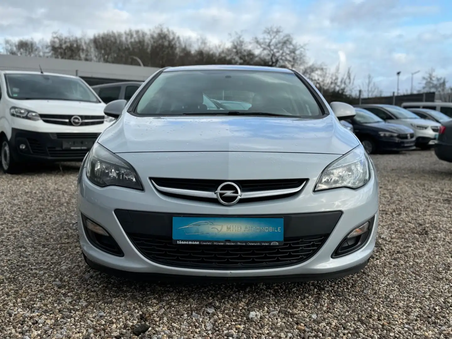 Opel Astra J Lim. 1.7 CDTI Energy PDC Bluetooth Gris - 2