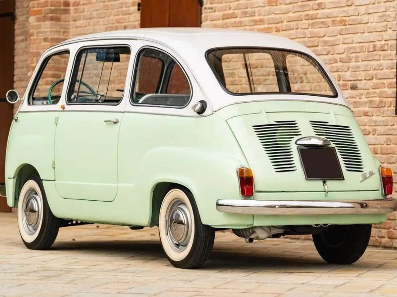 Fiat 600 D, foto 3