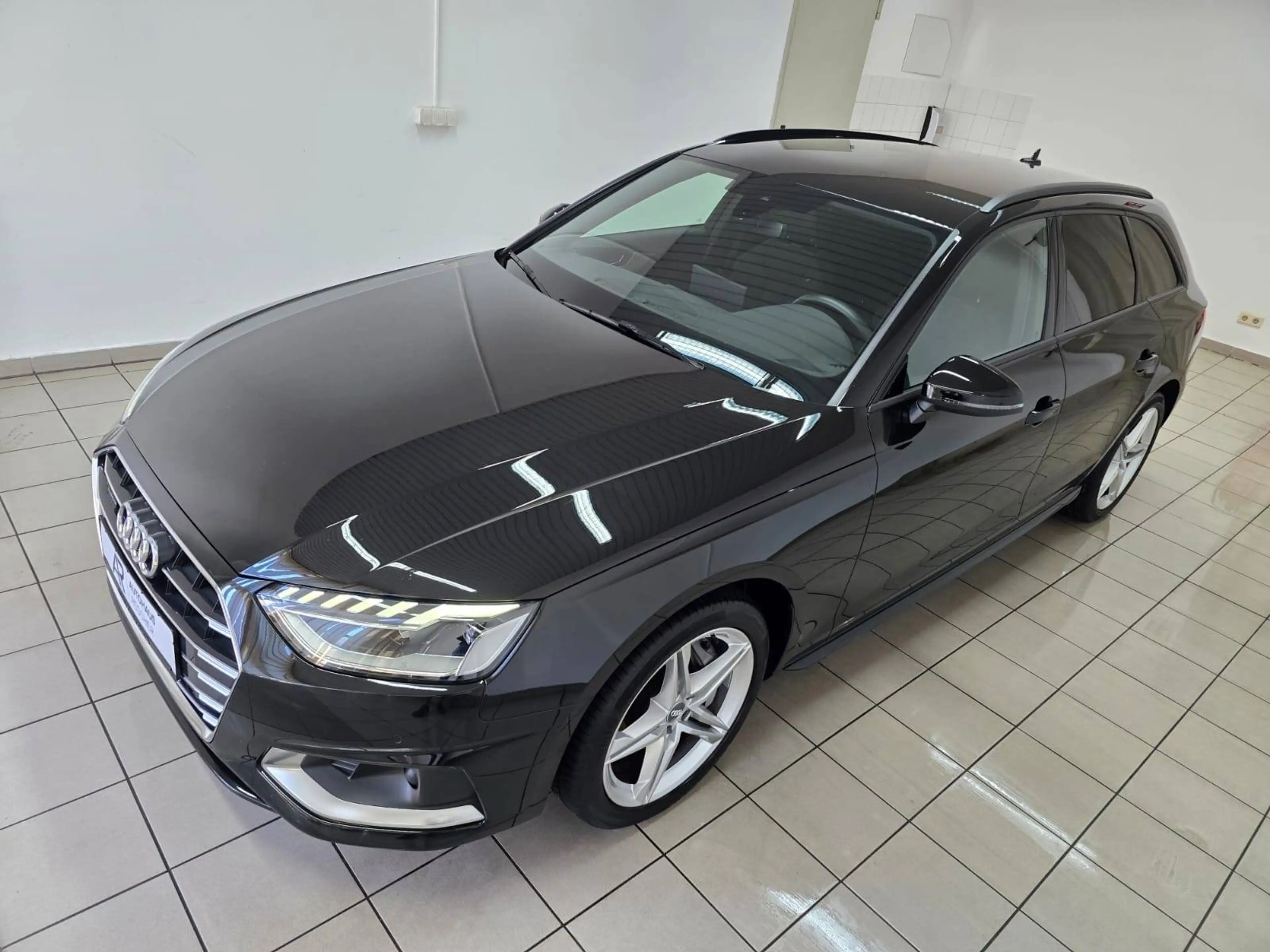 Audi A4 Avant 50 TDI quattro advanced Virtual AHK ACC — photo 6