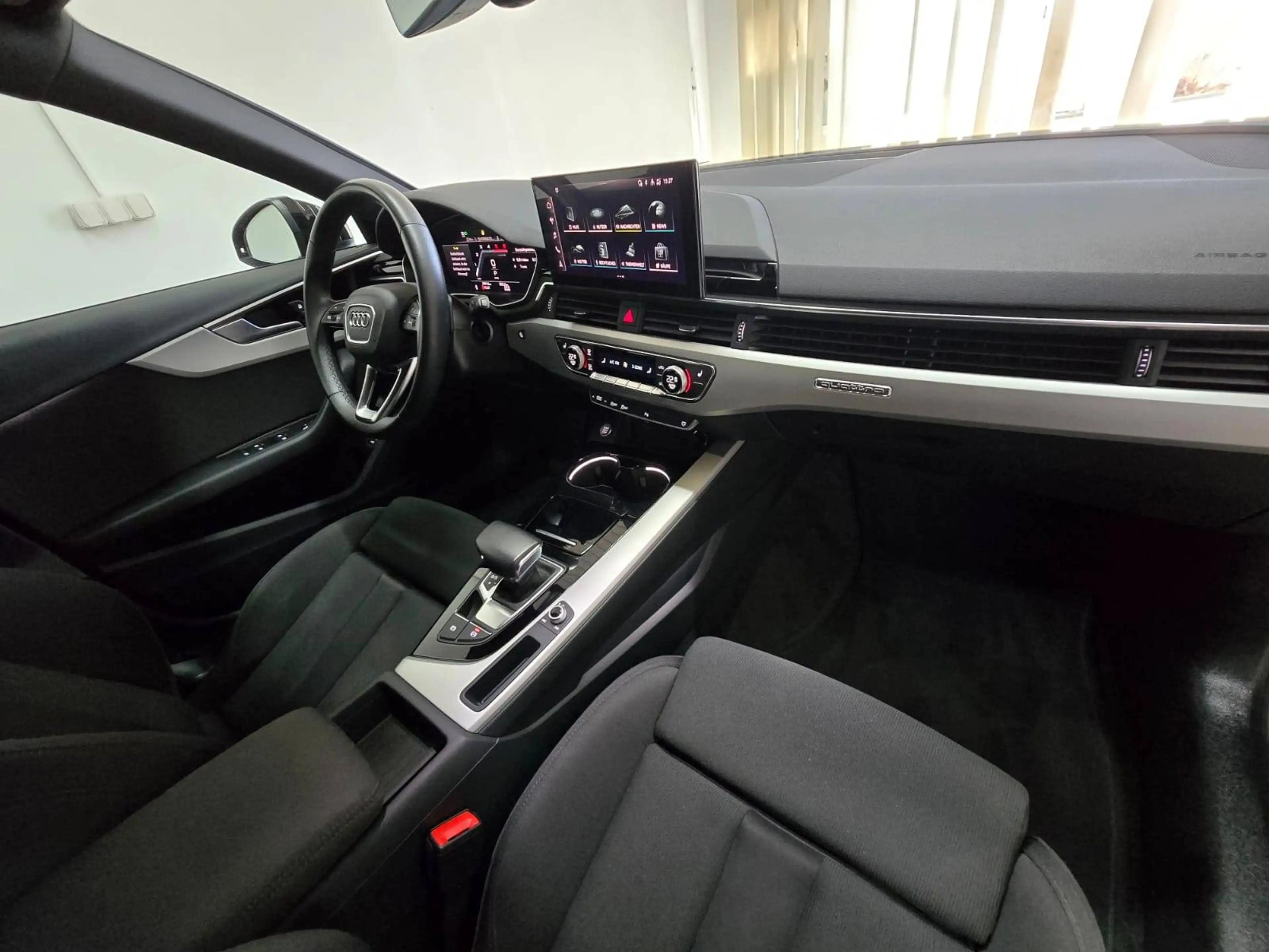 Audi A4 Avant 50 TDI quattro advanced Virtual AHK ACC — photo 9