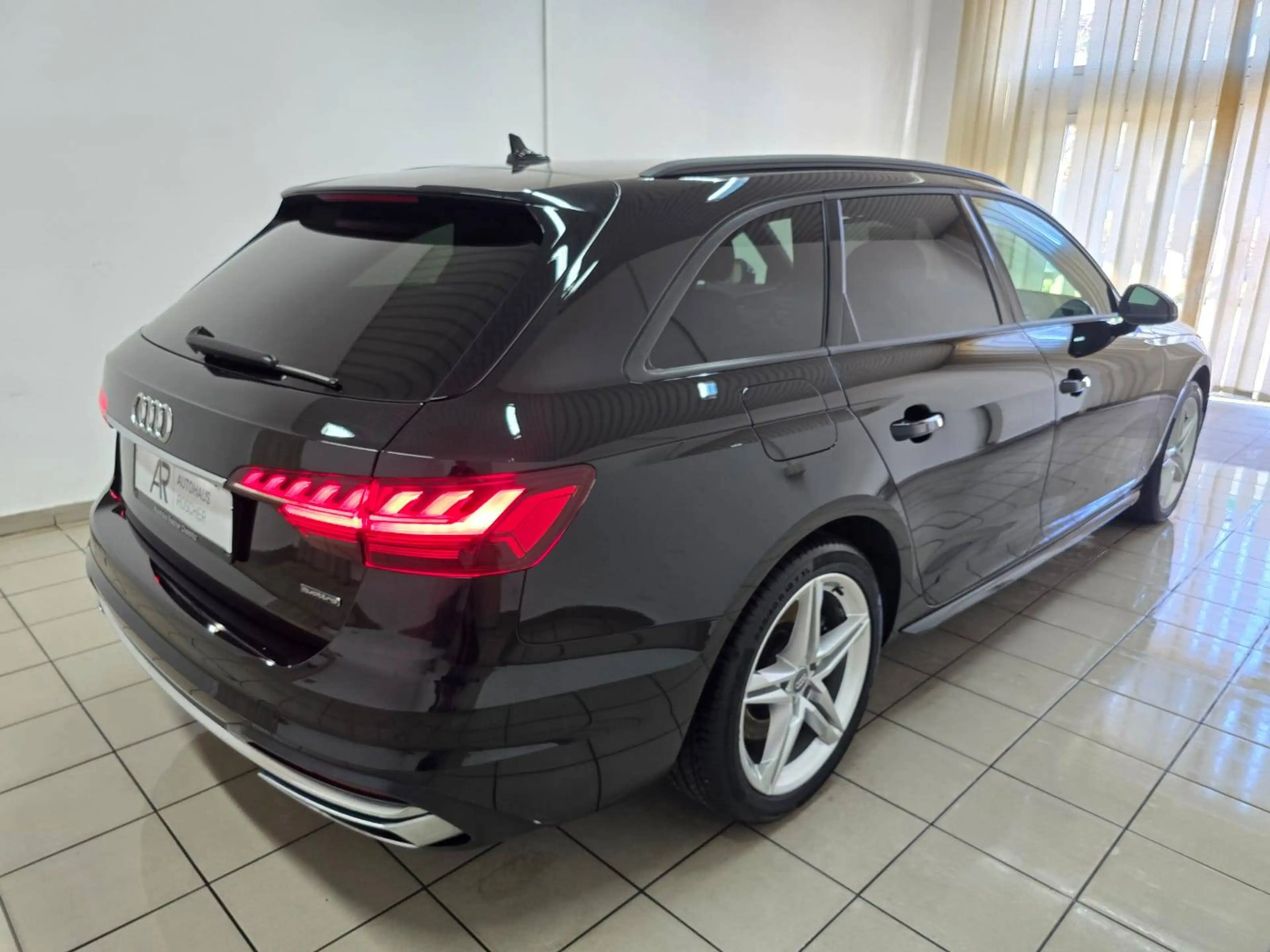 Audi A4 Avant 50 TDI quattro advanced Virtual AHK ACC — photo 3