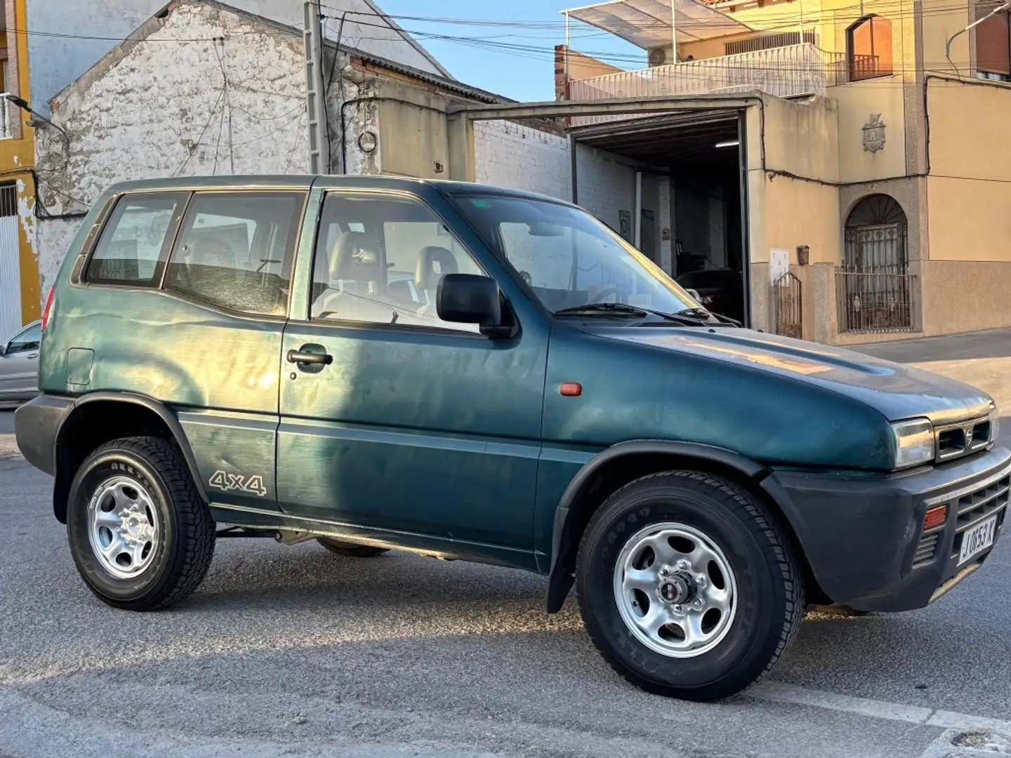 Nissan Terrano 2.7 SE D Turbo Verde - 2