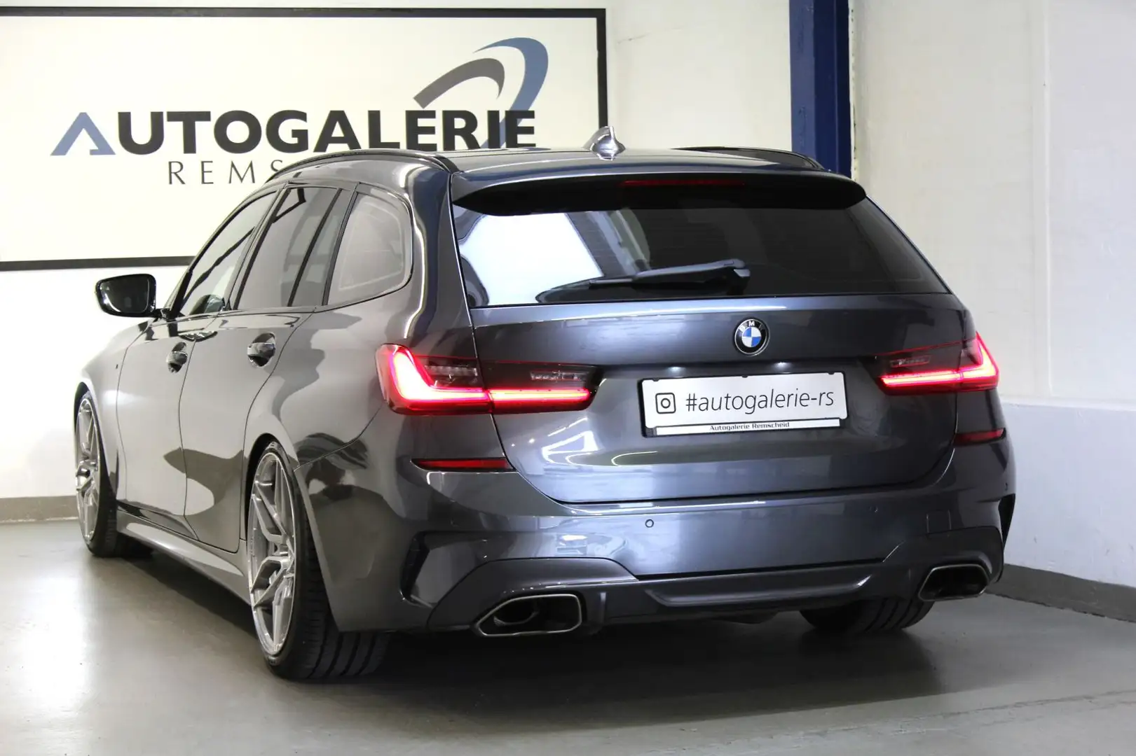 BMW 340 xDrive Touring *DEUTSCH*PANO*H&K*EINMALIG! Szary - 1