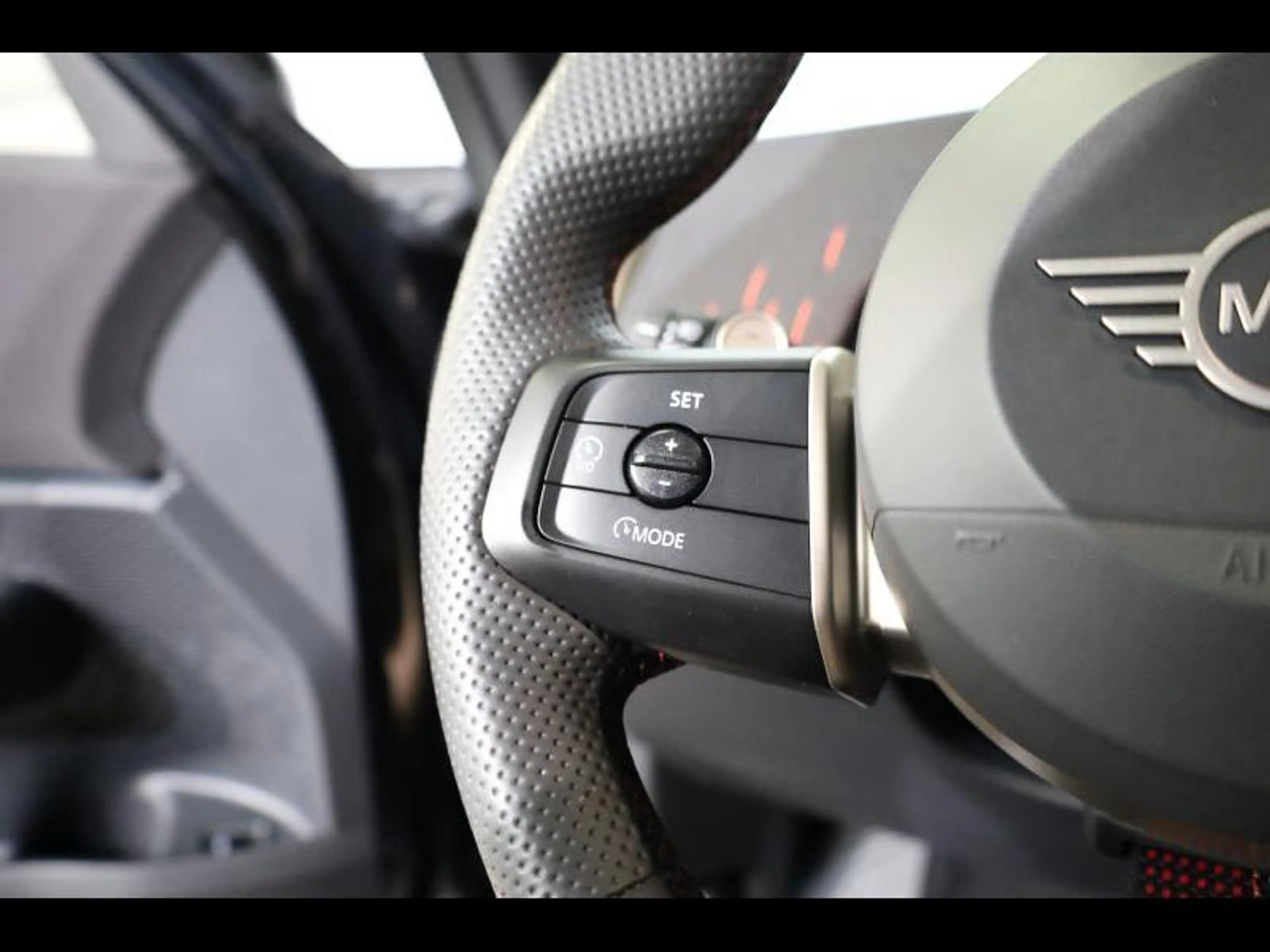 MINI Countryman C — photo 13
