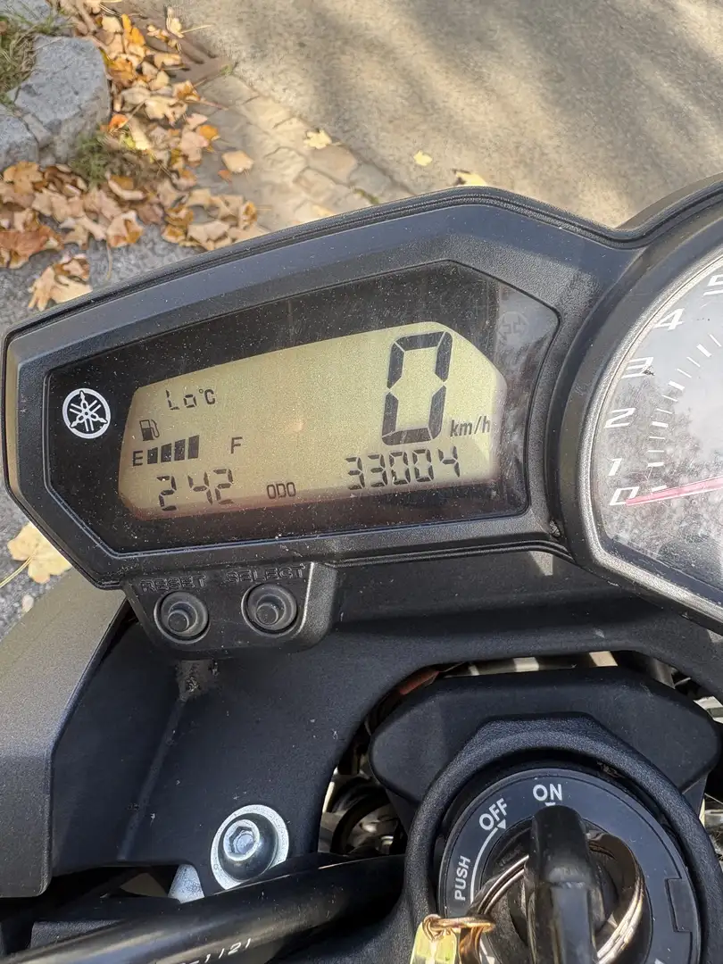 Yamaha XJ 6 ABS Negro - 1