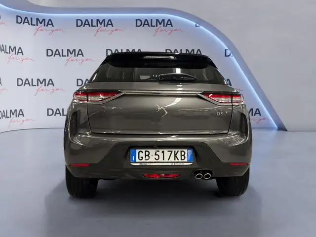DS Automobiles DS 3 Crossback view 4