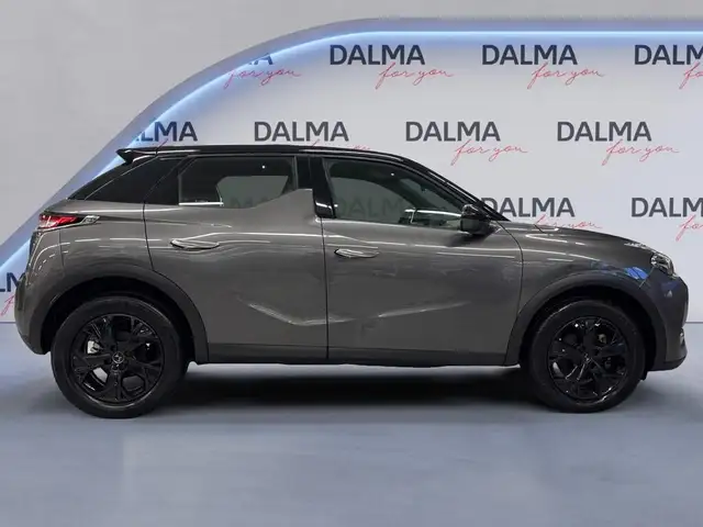 DS Automobiles DS 3 Crossback view 6