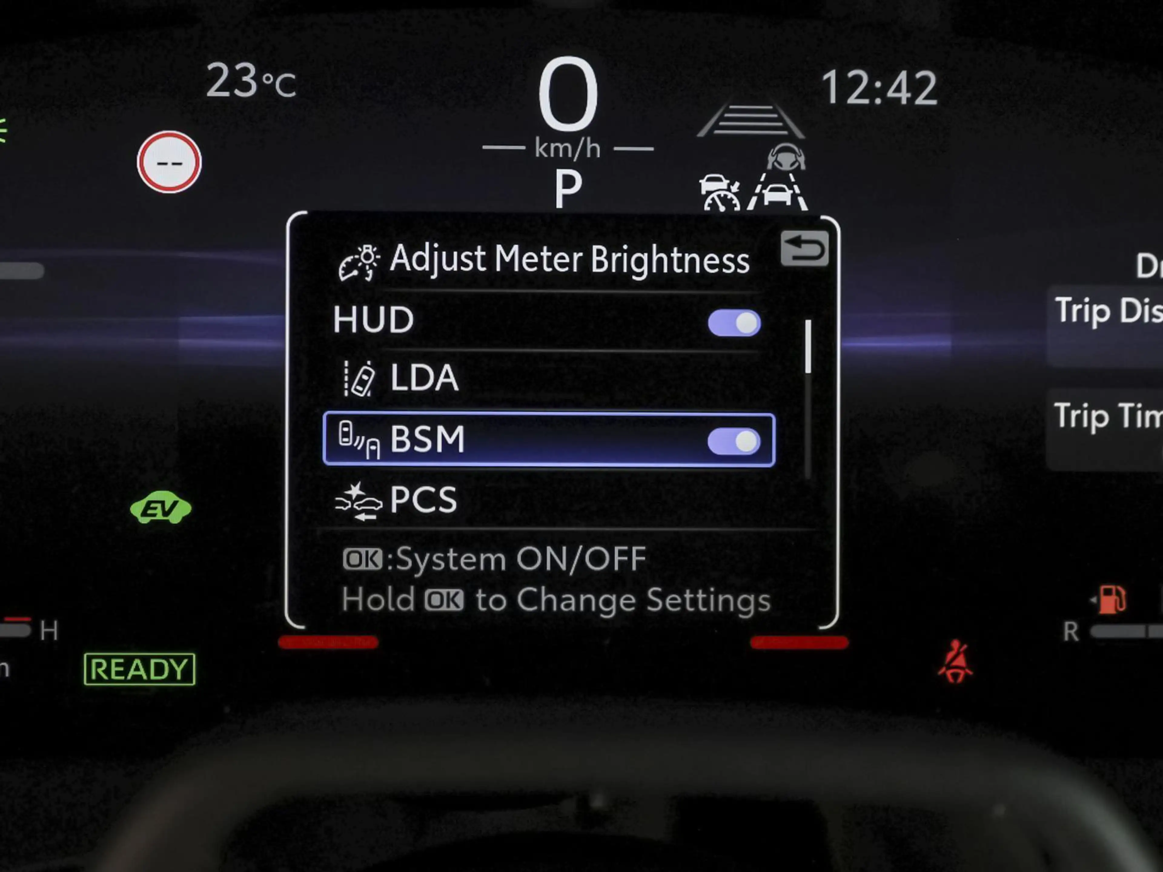 Toyota Yaris Cross Lounge 1.5 Hybrid Premium-P. SHZ — photo 15