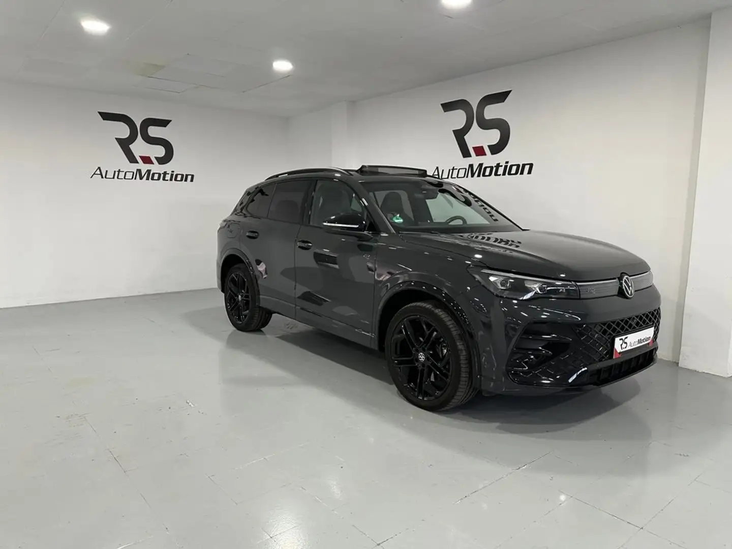 Volkswagen Tiguan 2.0TDI R-Line 4Motion DSG 142kW Gris - 1