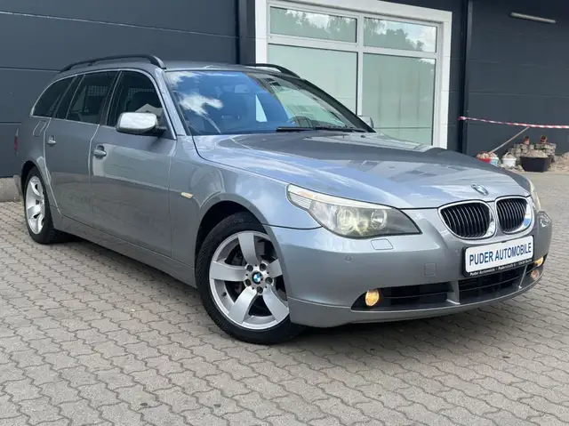 BMW 530 d Touring 231PS Automatik Navi Leder Xenon HU