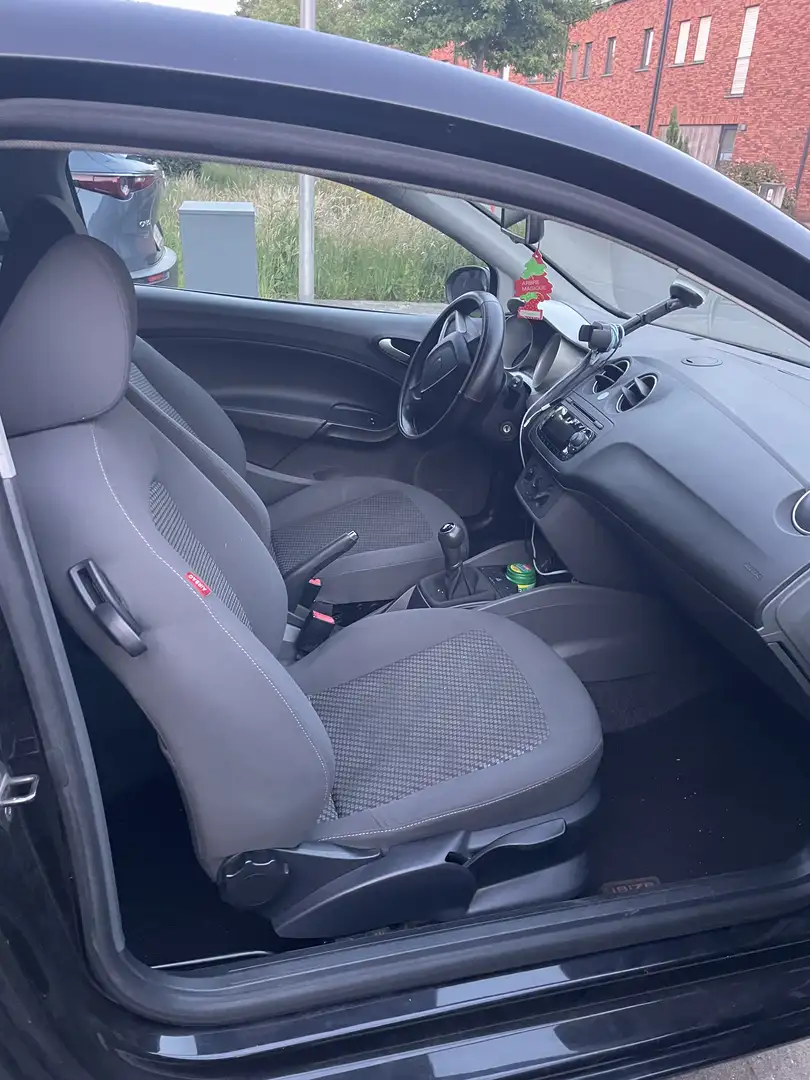 SEAT Ibiza 1.4 Good Stuff Zwart - 1