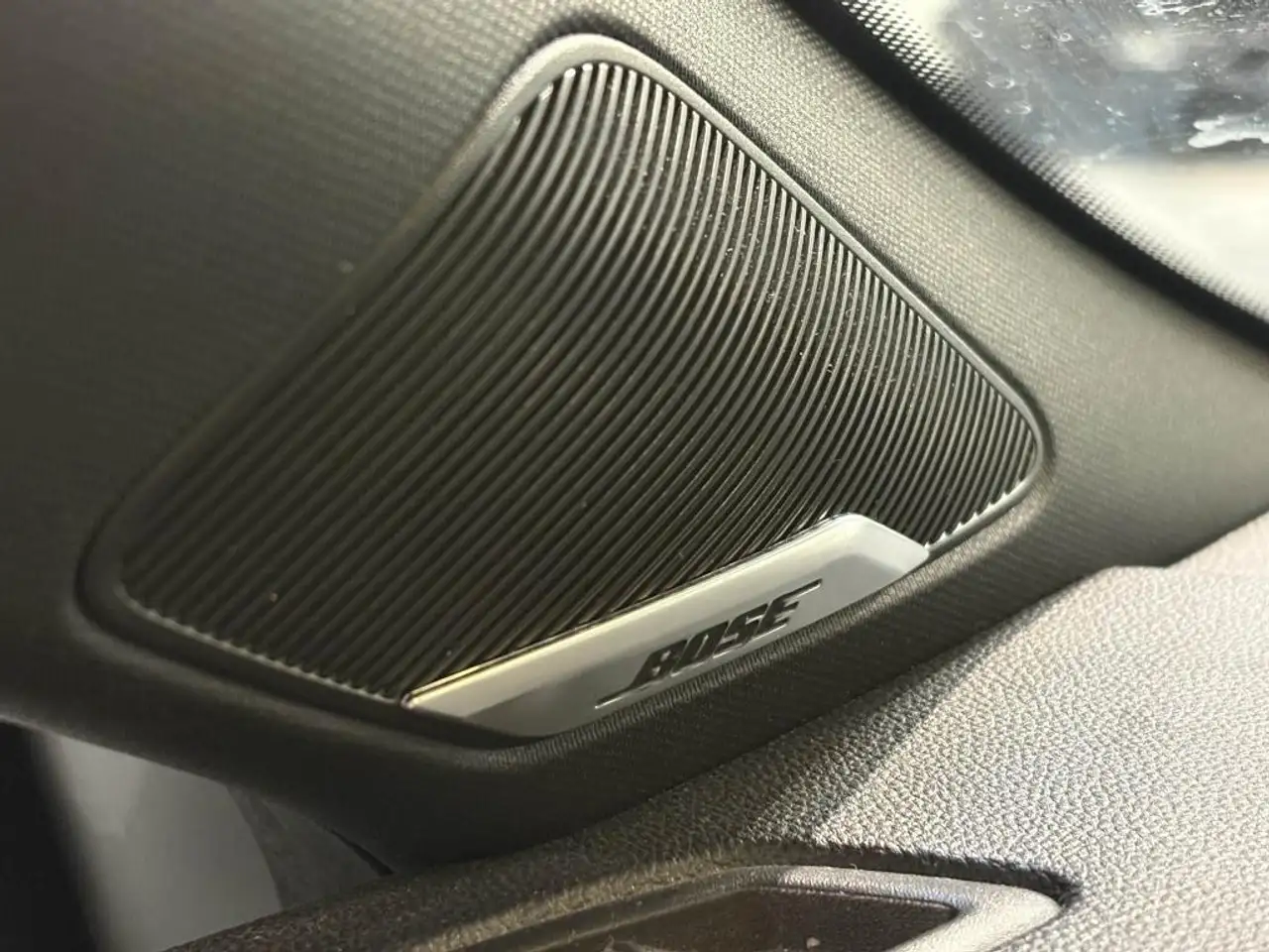 Renault Clio Citadine 5 portes — photo 20