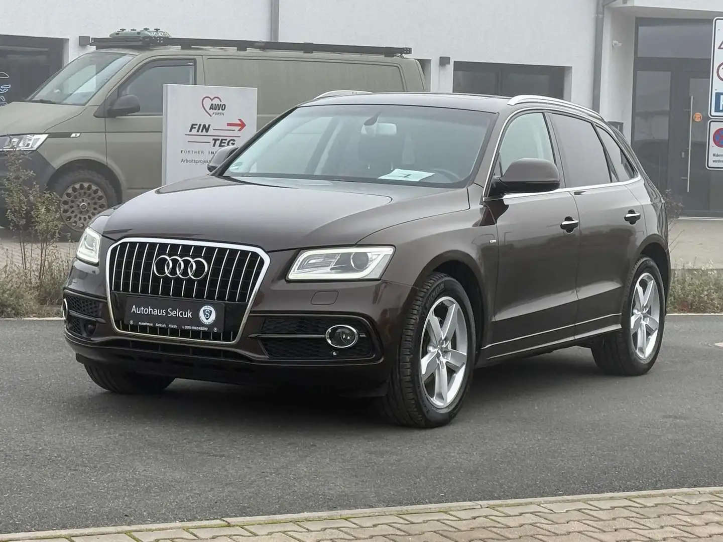 Audi Q5 2.0 TDI S line *ACC*Pano*Xenon*Navi*PDC*SHZ* Braun - 2