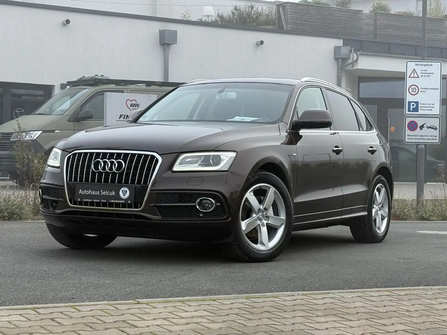 Audi Q5 2.0 TDI S line *ACC*Pano*Xenon*Navi*PDC*SHZ* Braun - 1
