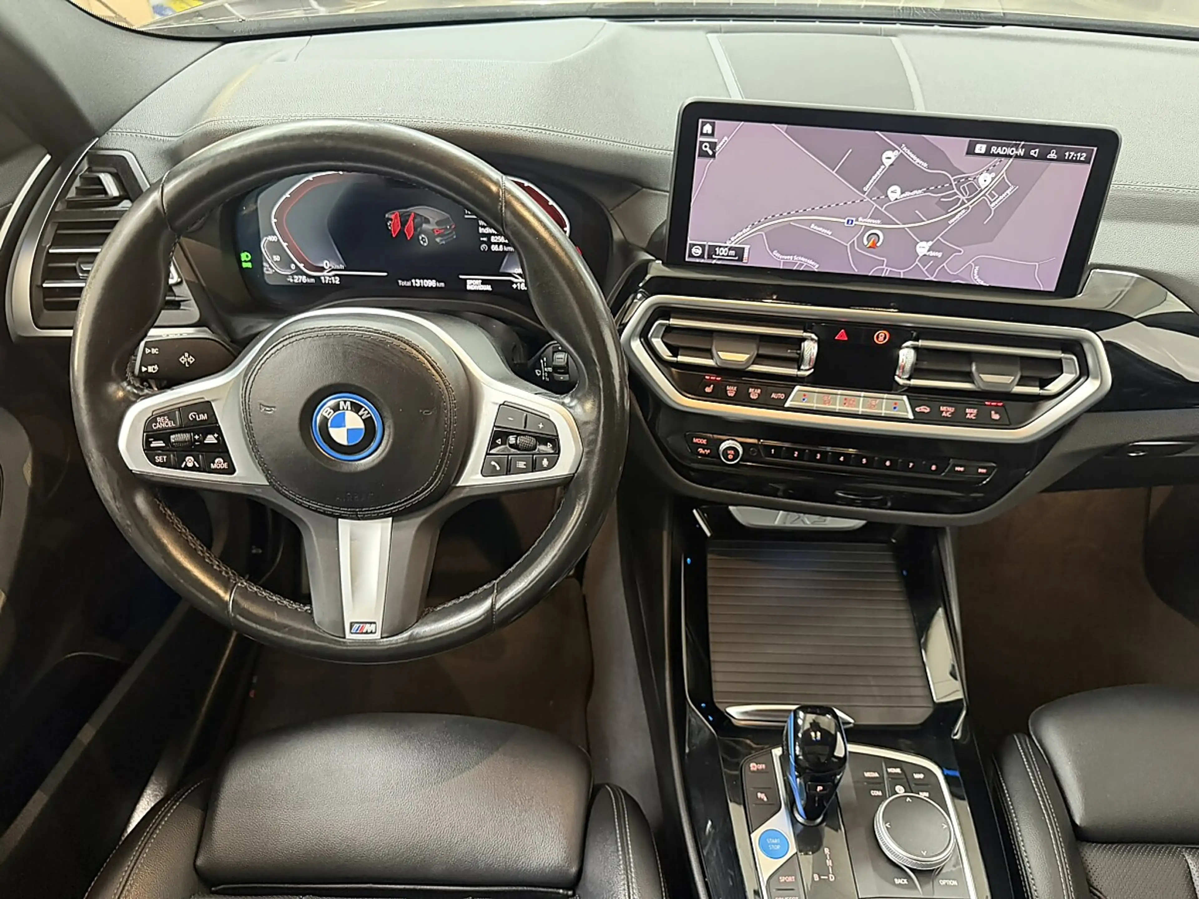 BMW iX3 M 73,8kWh Sport — photo 18