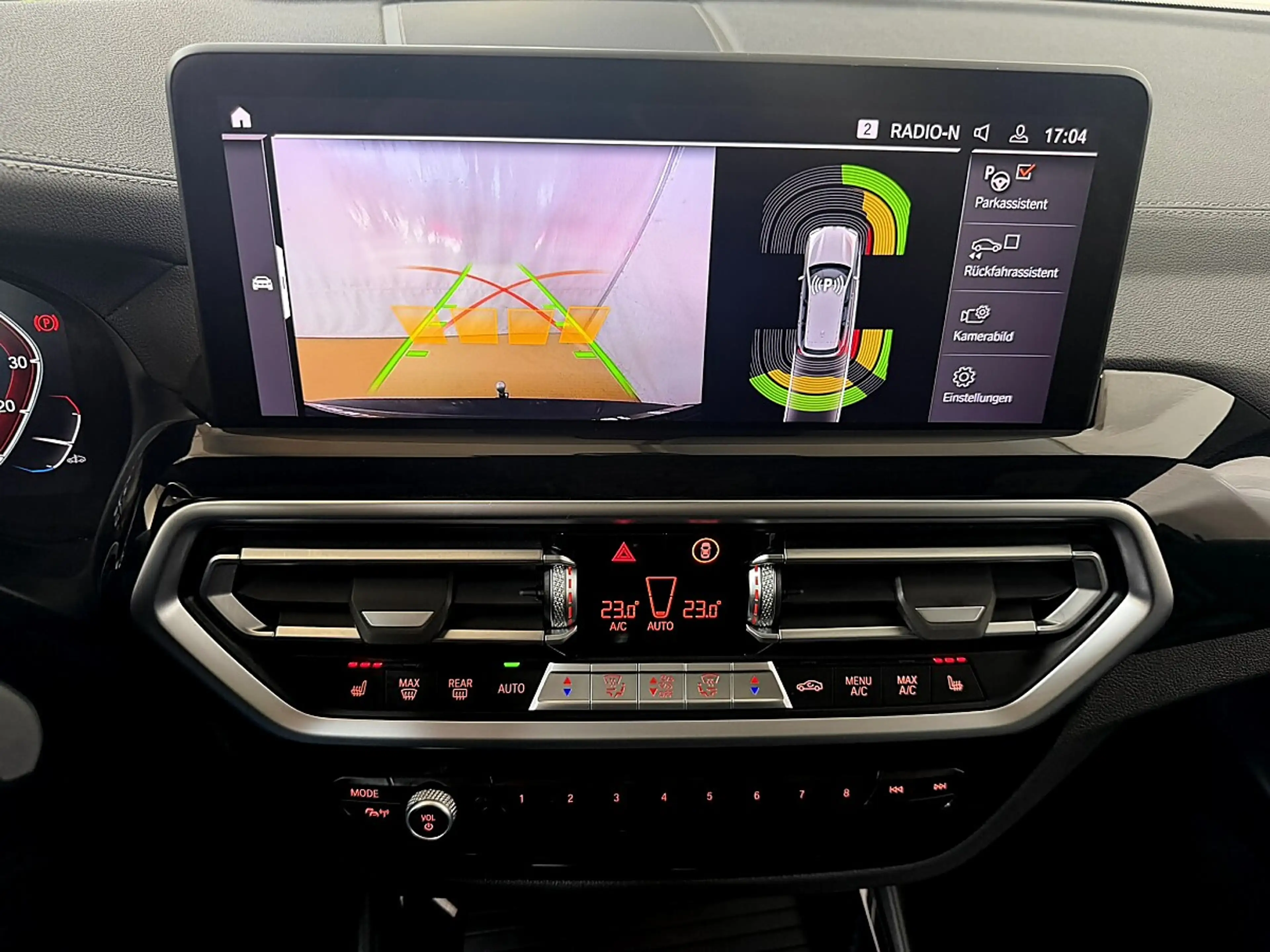 BMW iX3 M 73,8kWh Sport — photo 14