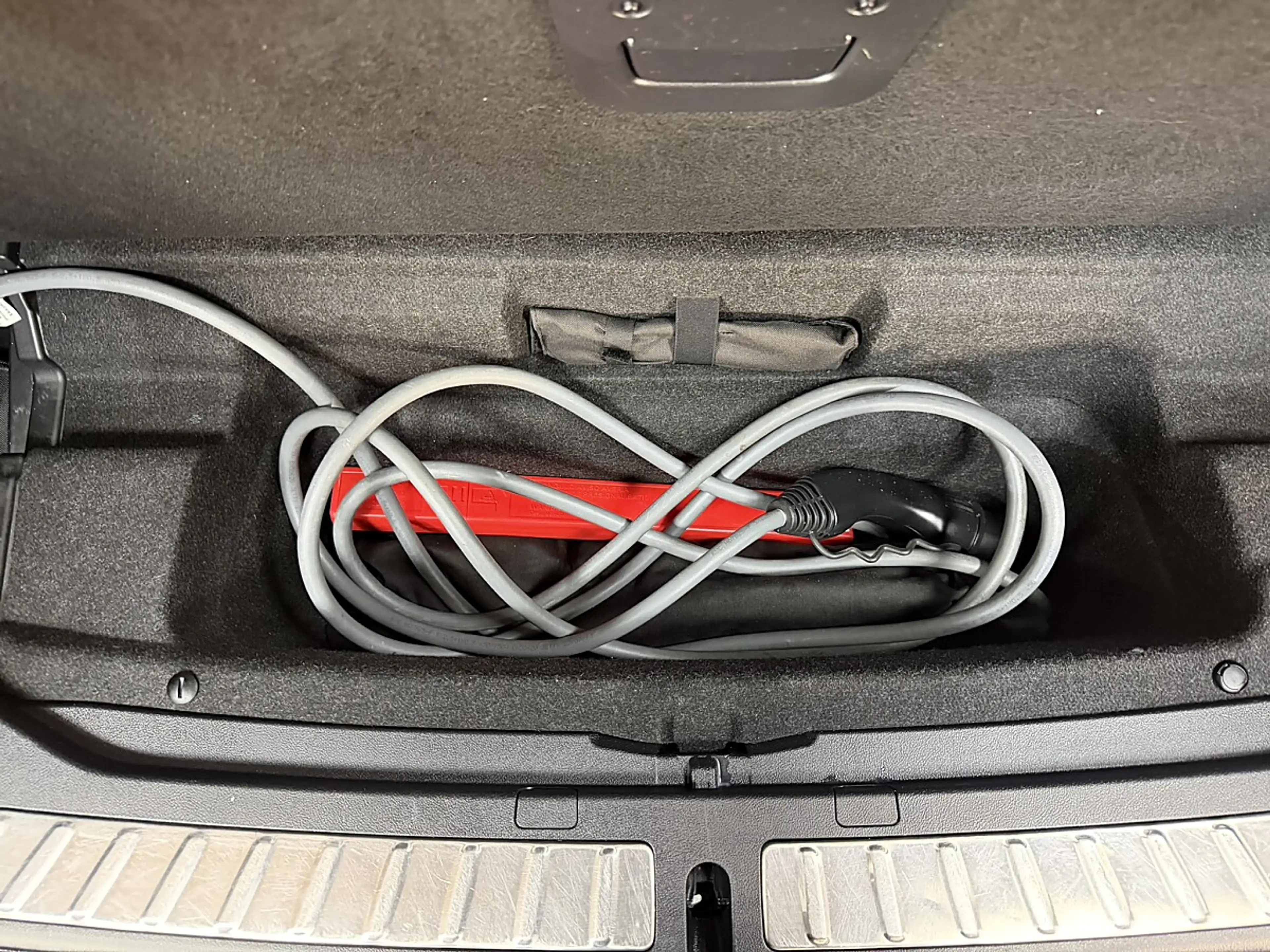 BMW iX3 M 73,8kWh Sport — photo 27