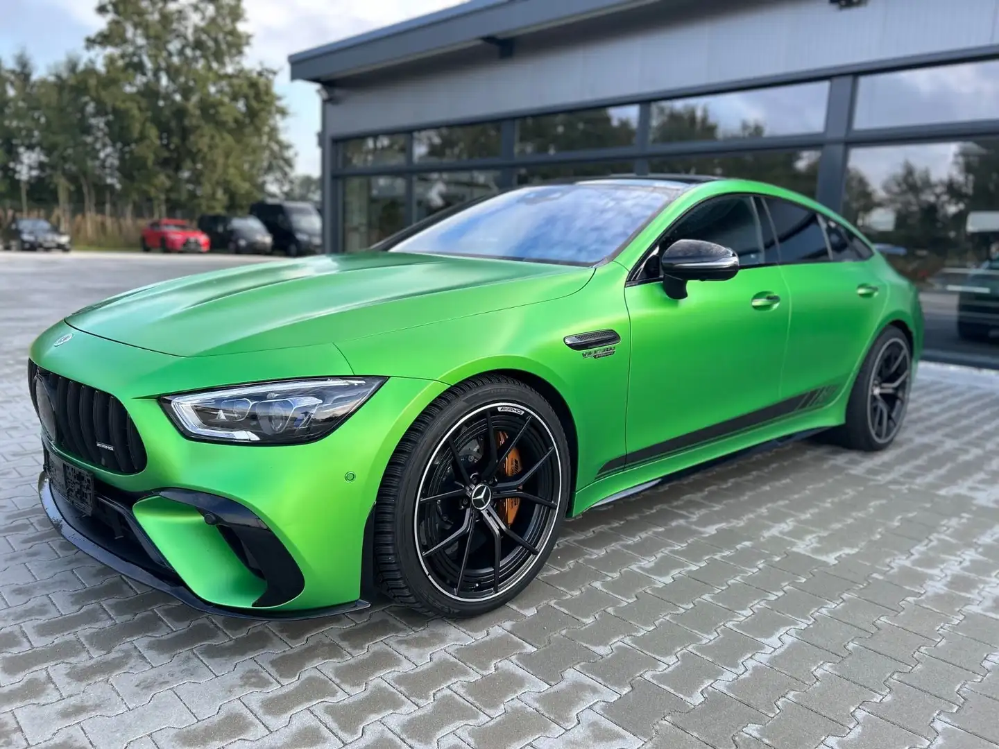 Mercedes-Benz AMG GT 63S E Edit Green -Massage-Sitzbelüf-Pano Зелёный - 1