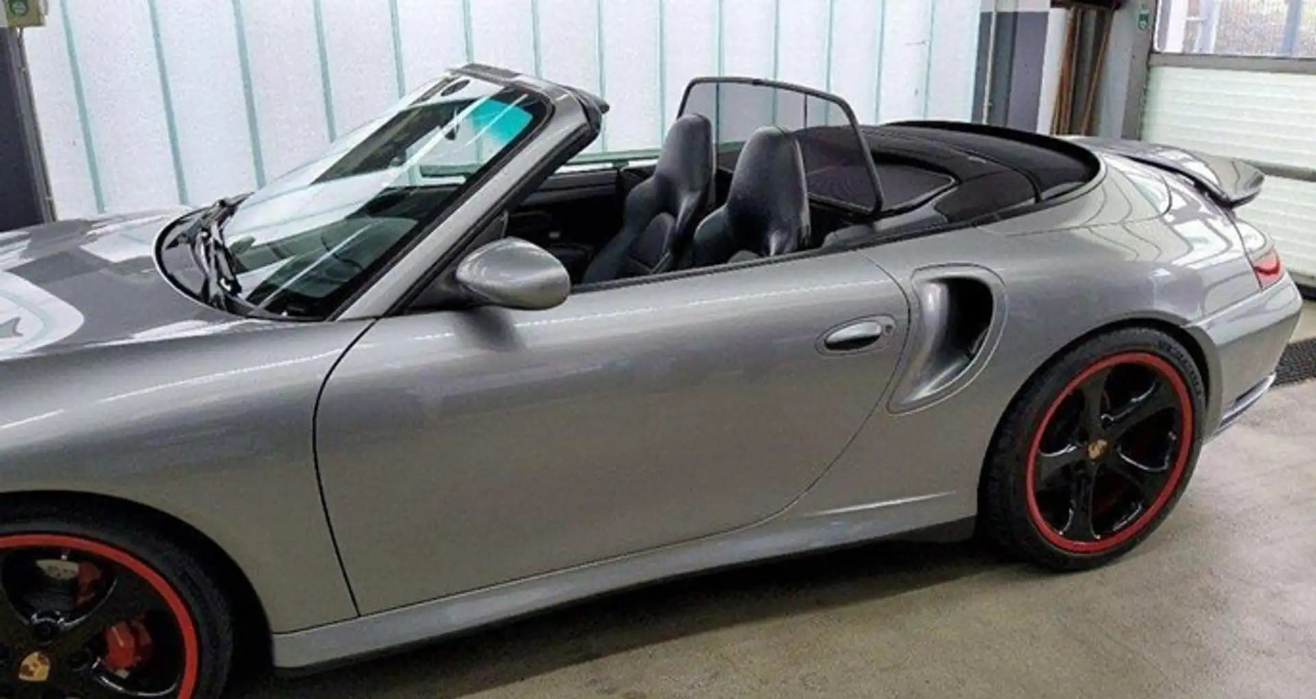 Porsche 996 911 Turbo Cabrio Silber - 2
