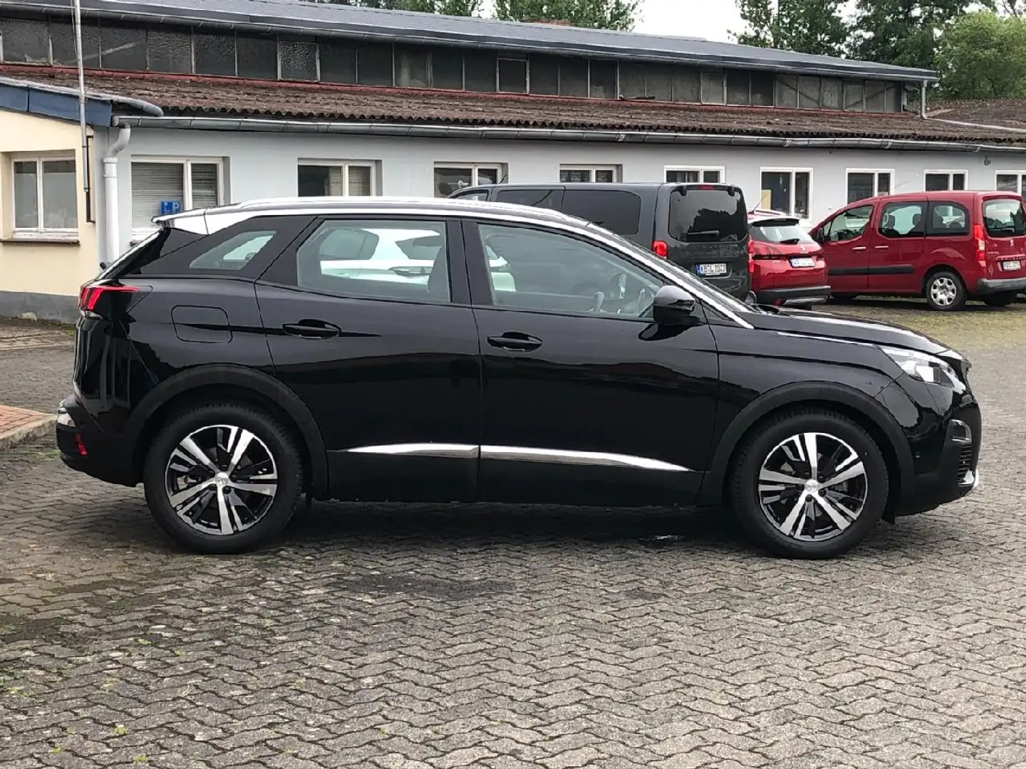 Peugeot 3008 Allure Negro - 2