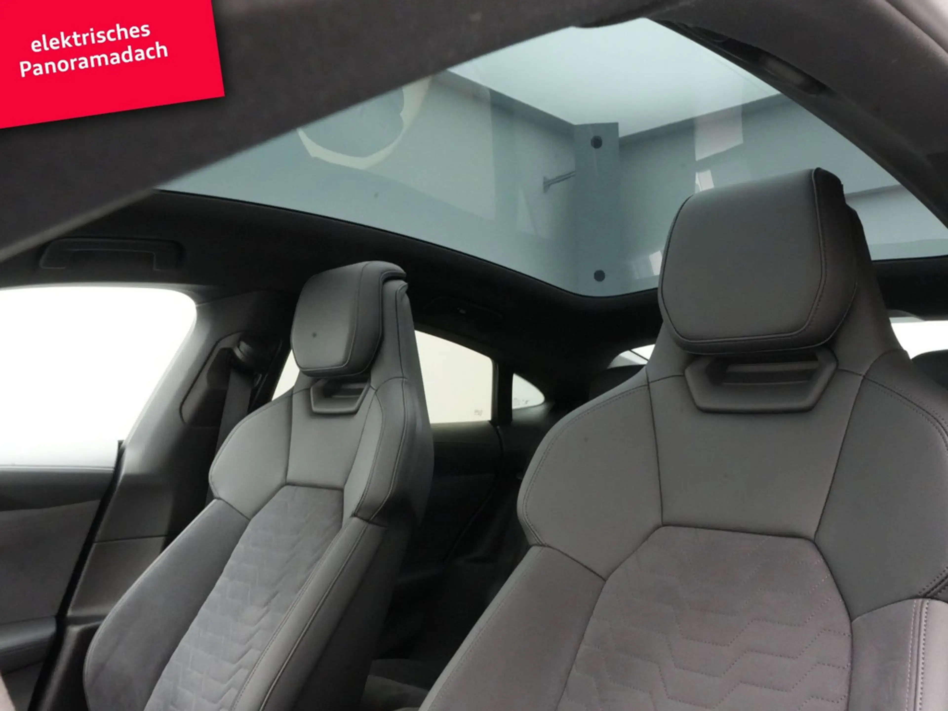 Audi e-tron GT PANO MATRIX ACC CARBON NAVI B&O KAM — photo 5