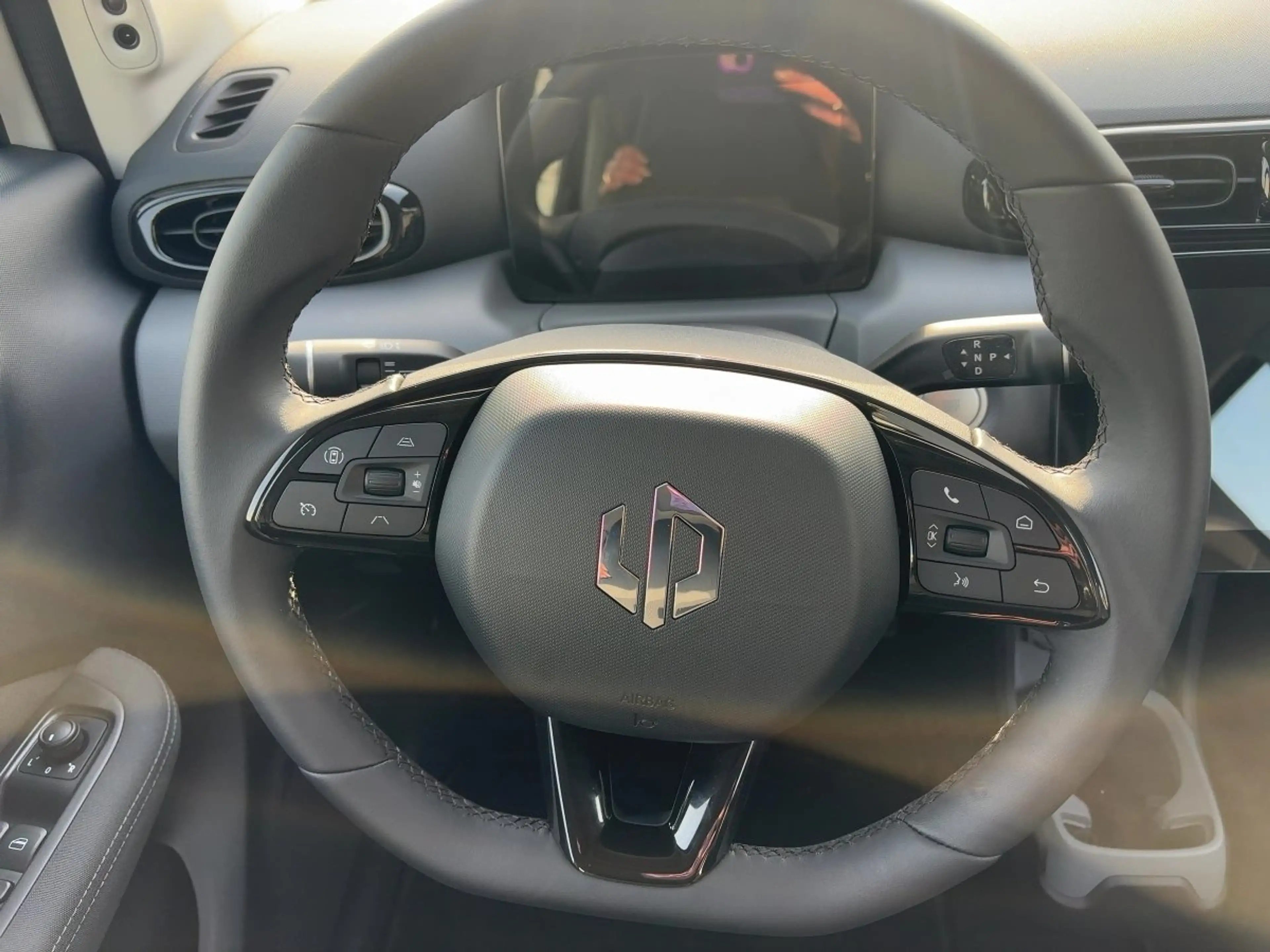 Leapmotor T03 Panoramadach+ACC — photo 10