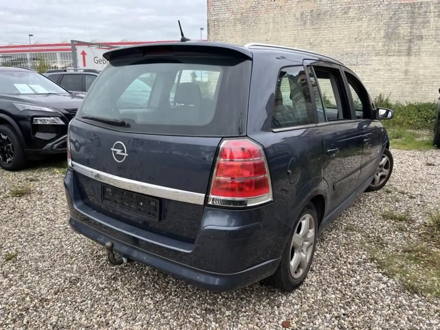 Opel Zafira Cosmo Schwarz - 2