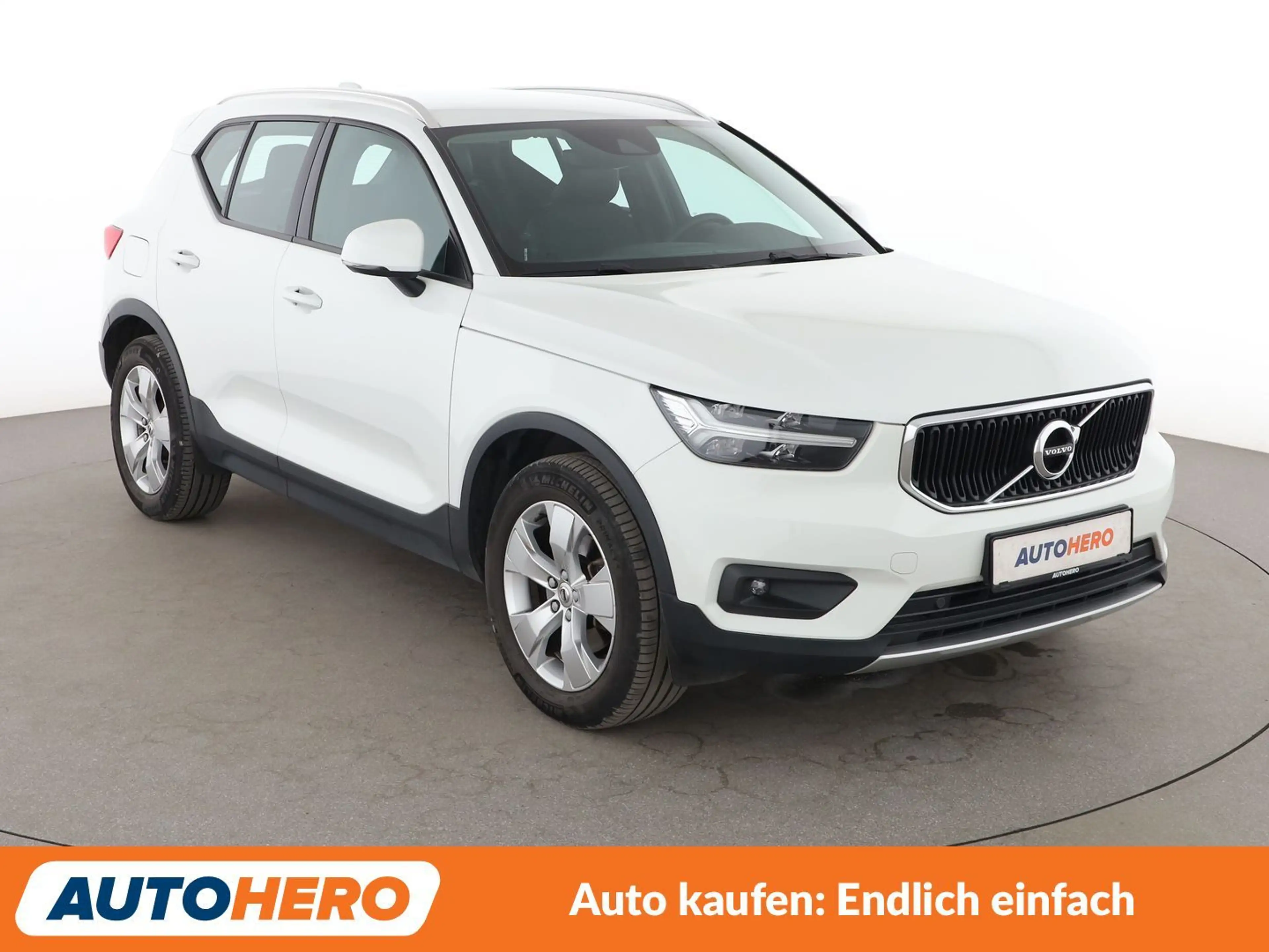 Volvo XC40 2.0 T4 Momentum 2WD Aut.*LED*TEMPO*PDC* — photo 8