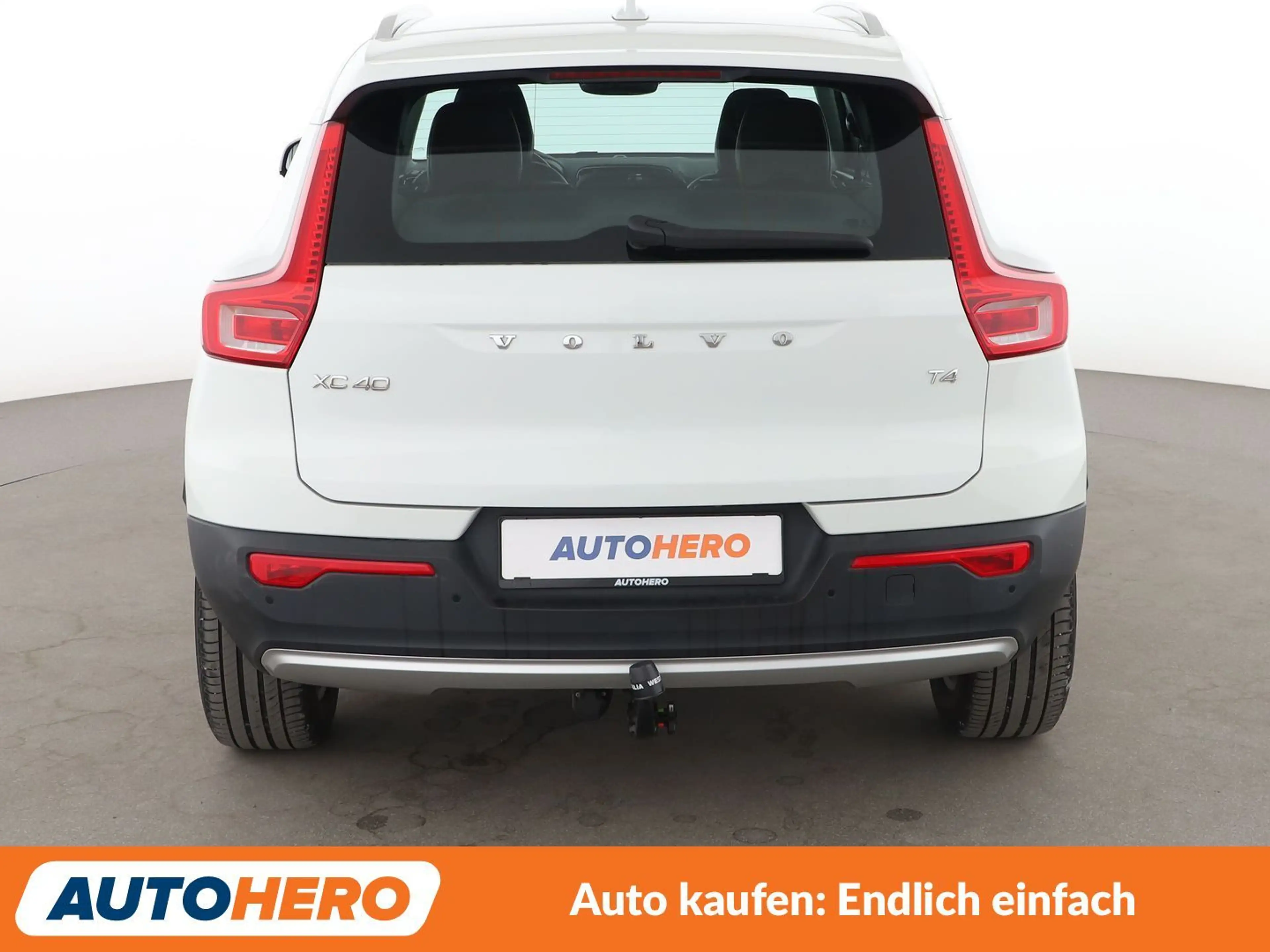 Volvo XC40 2.0 T4 Momentum 2WD Aut.*LED*TEMPO*PDC* — photo 5