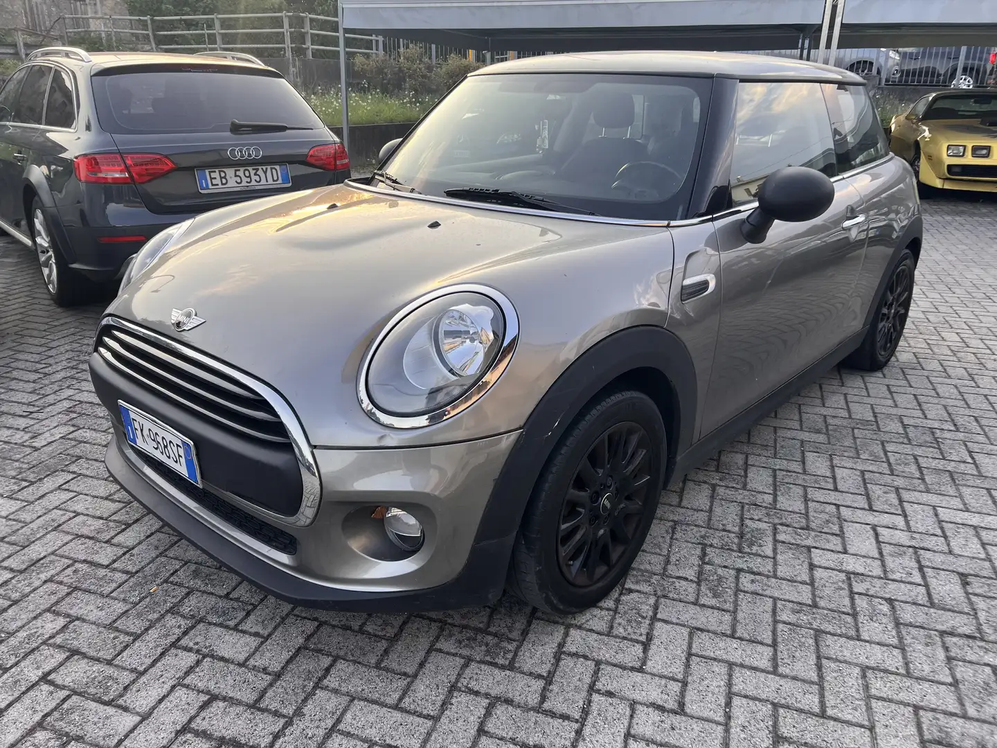 MINI One D Mini IV F55-F56 2014 1.5 Hype 3p Grau - 1