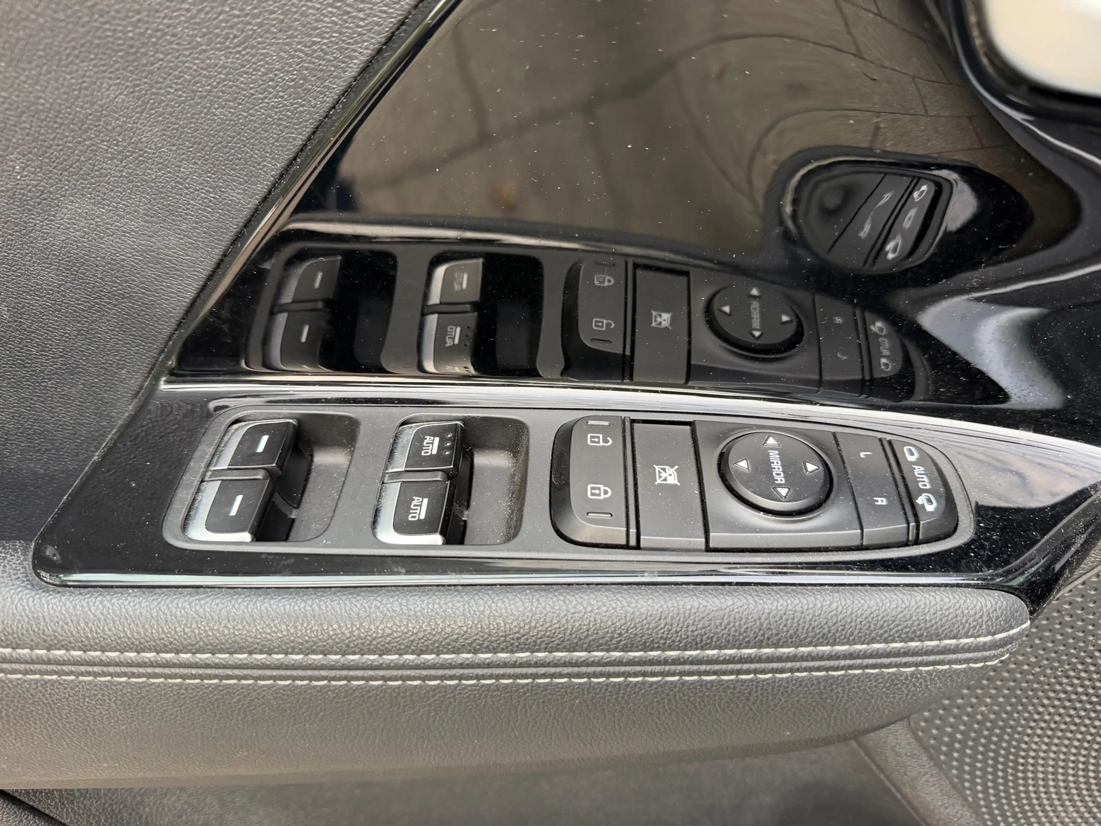 Kia Niro 1.6 GDi Hybrid DynamicLine, CAMERA, NAVI, Garantie — photo 11
