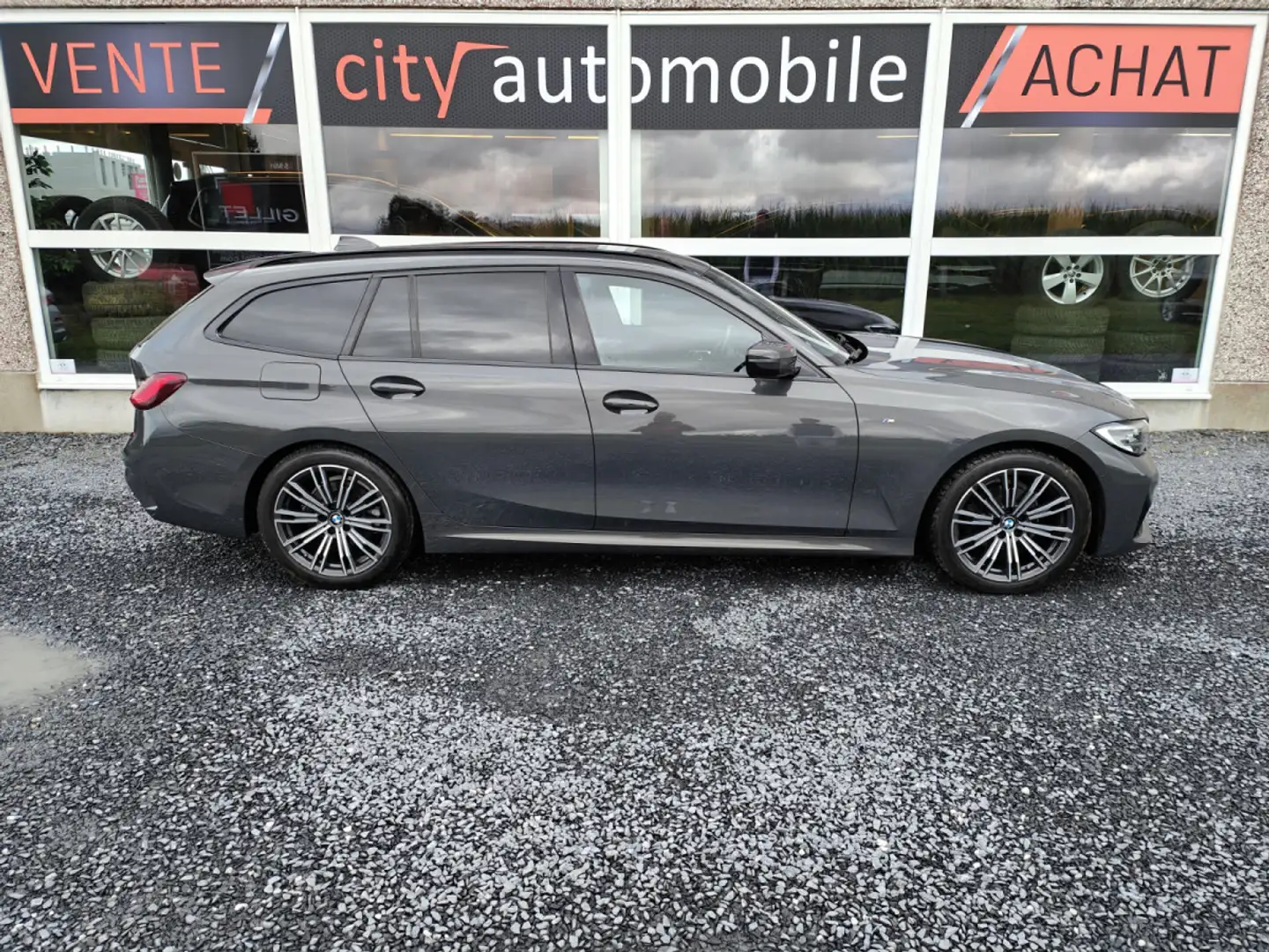 BMW 318 318iA PACK M CARPLAY GPS CUIR/ALCANTARA Gris - 2