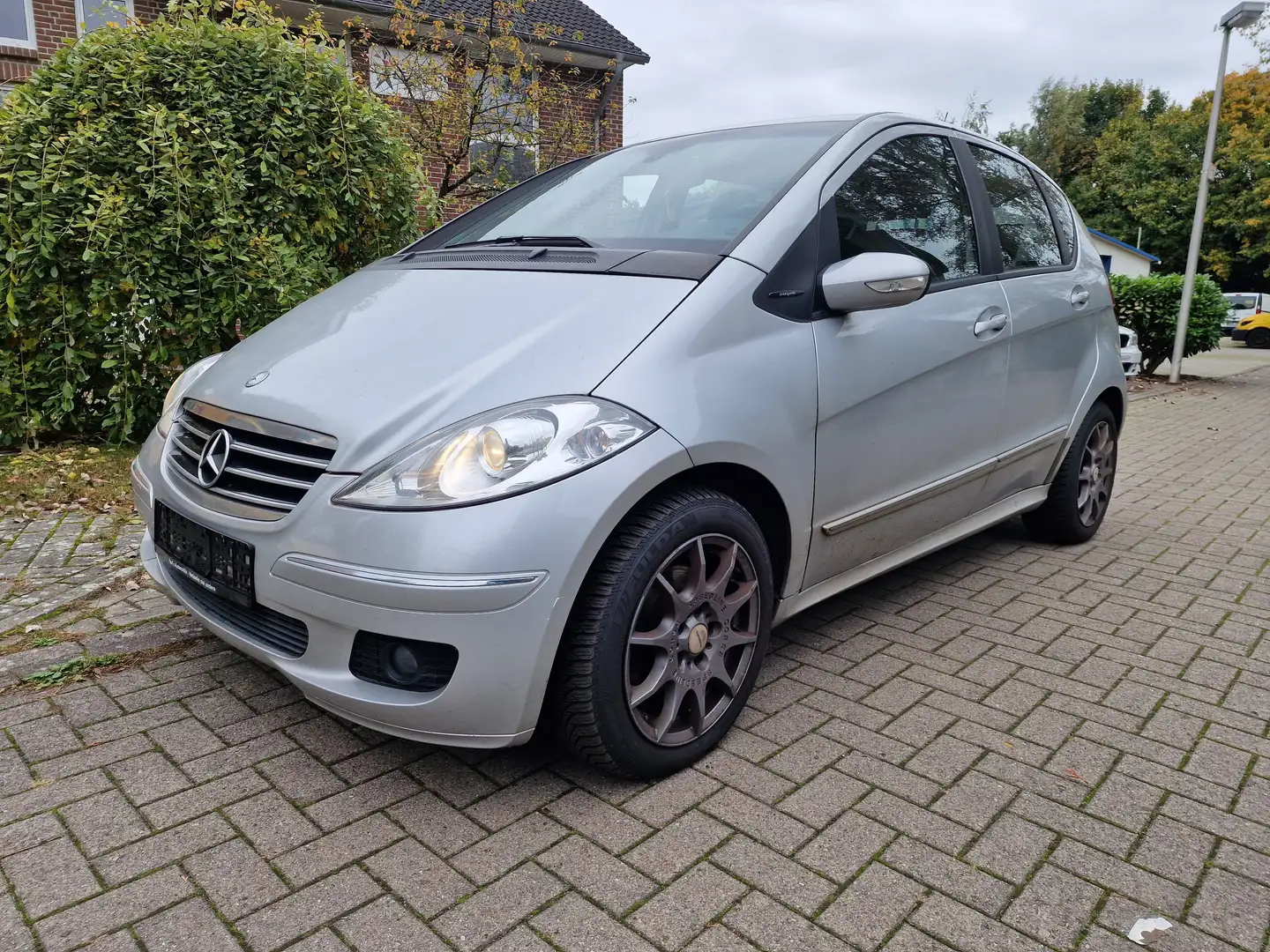 Mercedes-Benz A 170 A-Klasse  5-Türer - 1