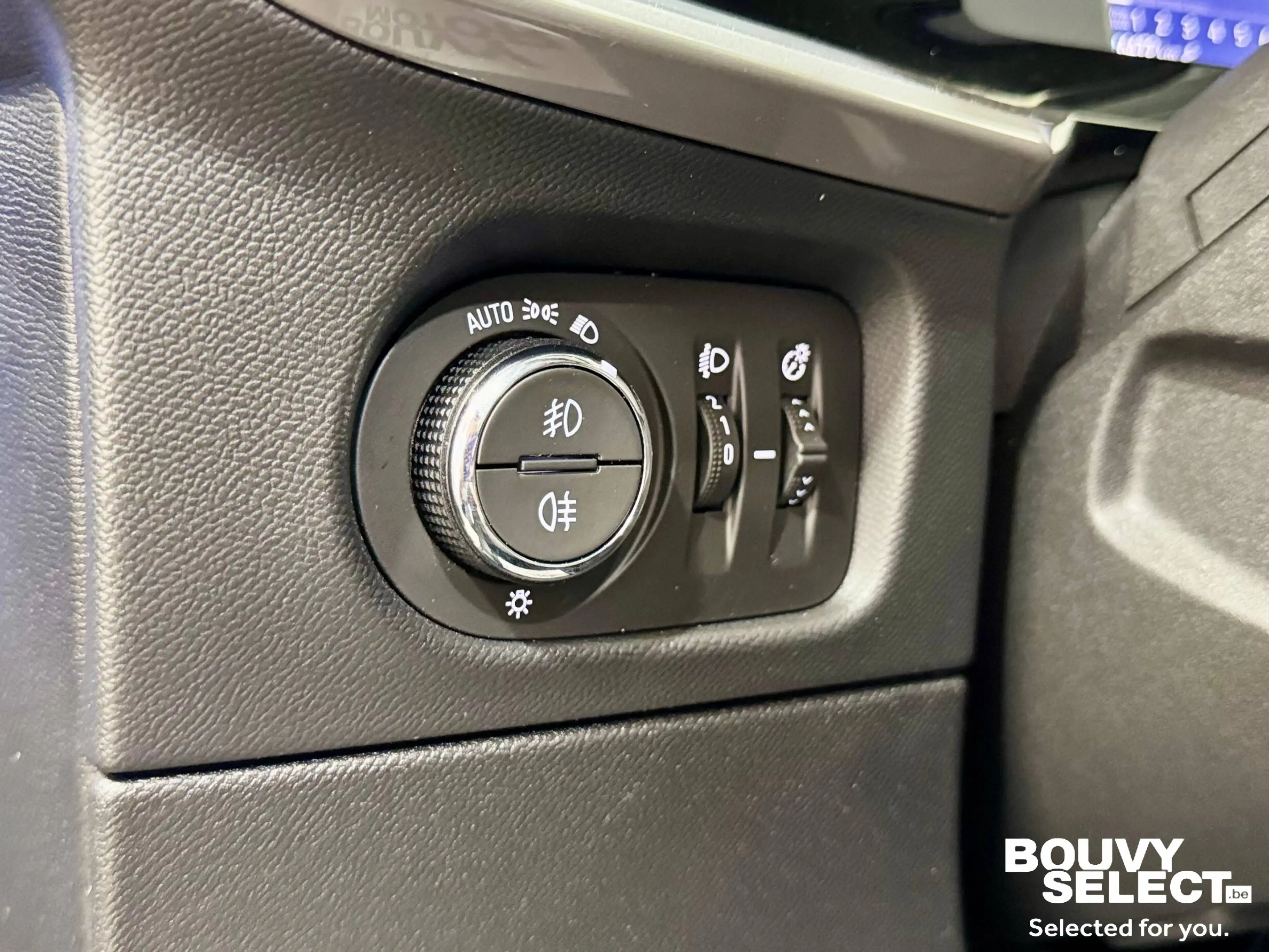 Opel Mokka X 1.4 140CV *CARPLAY*CAMÉRA*SIÈGES CHAUF*CRUISE.C ADAPTATIF — photo 10