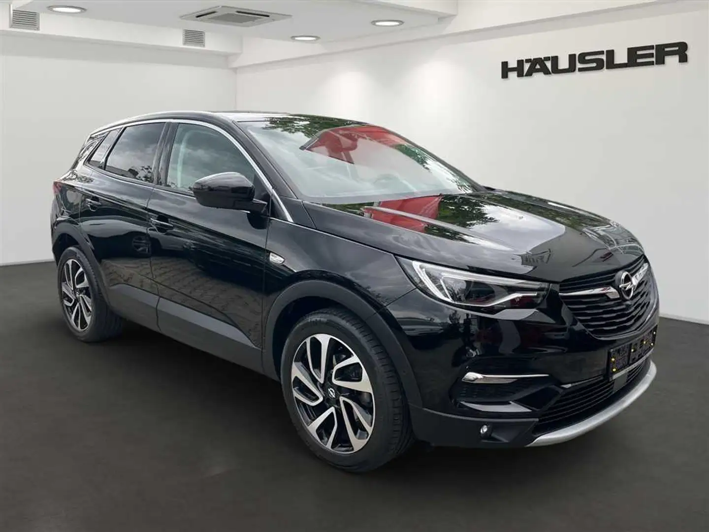 Opel Grandland X Ultimate 1.2 Automatik Navi Sitzbelüftung Panorama Schwarz - 2