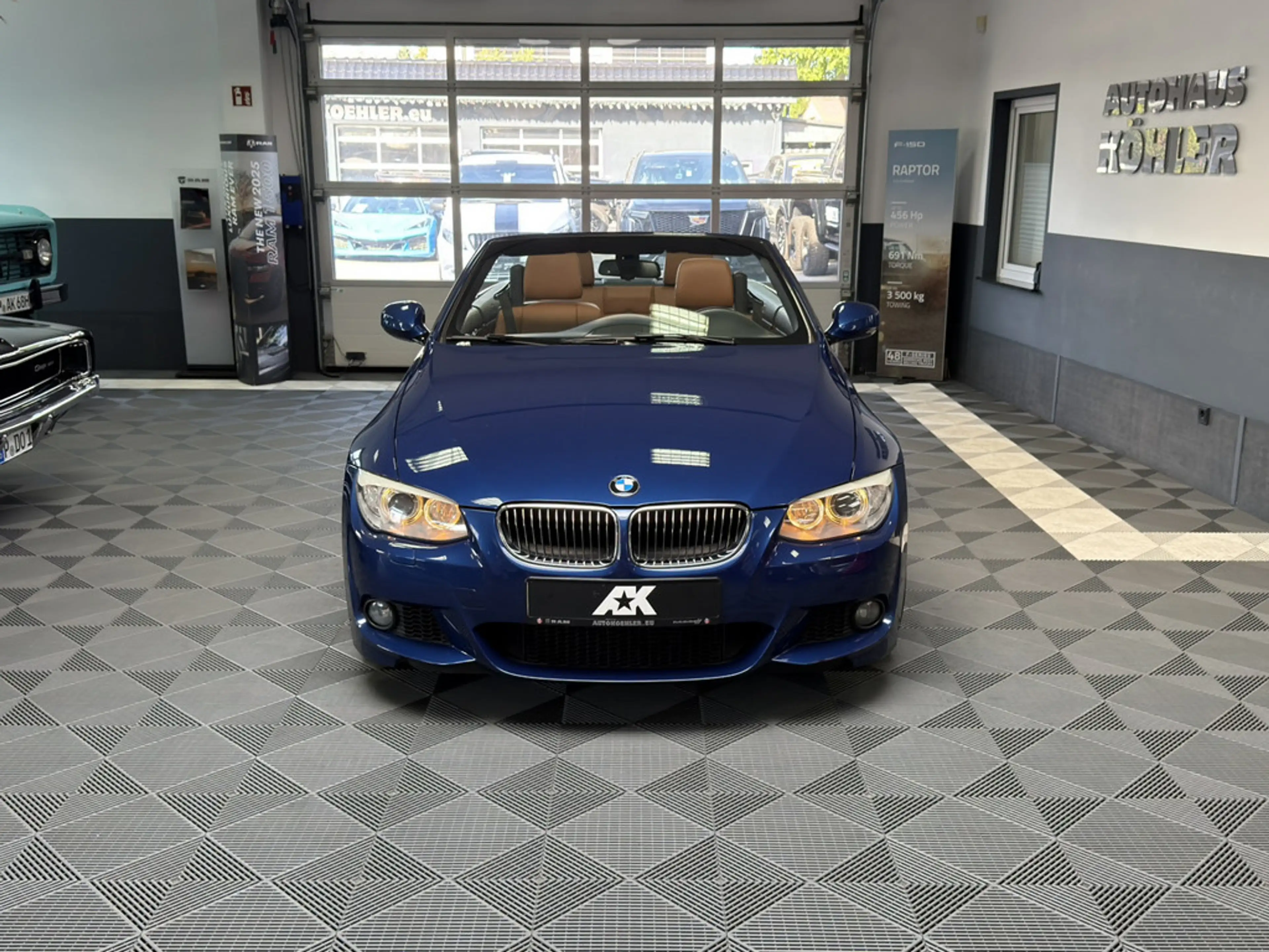 BMW 335 i E93 AHK DKG,LCI, M Paket,Harman Kardon — photo 3