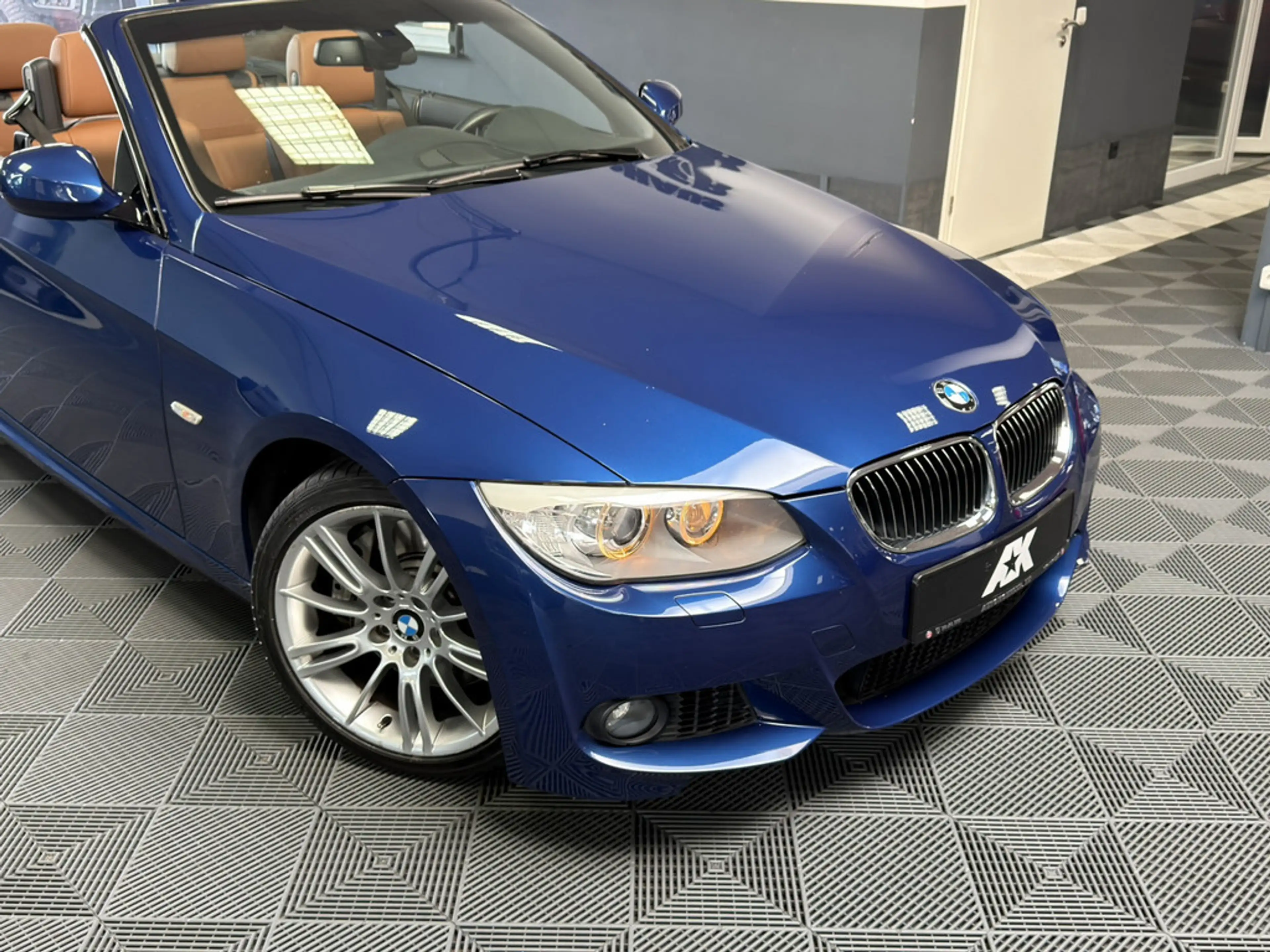 BMW 335 i E93 AHK DKG,LCI, M Paket,Harman Kardon — photo 2