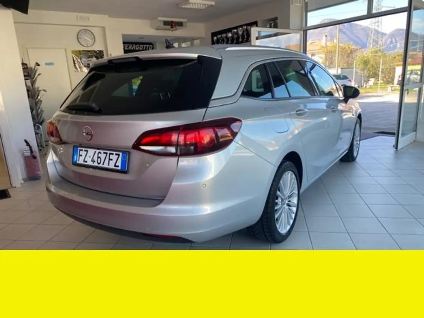 Opel Astra - 2