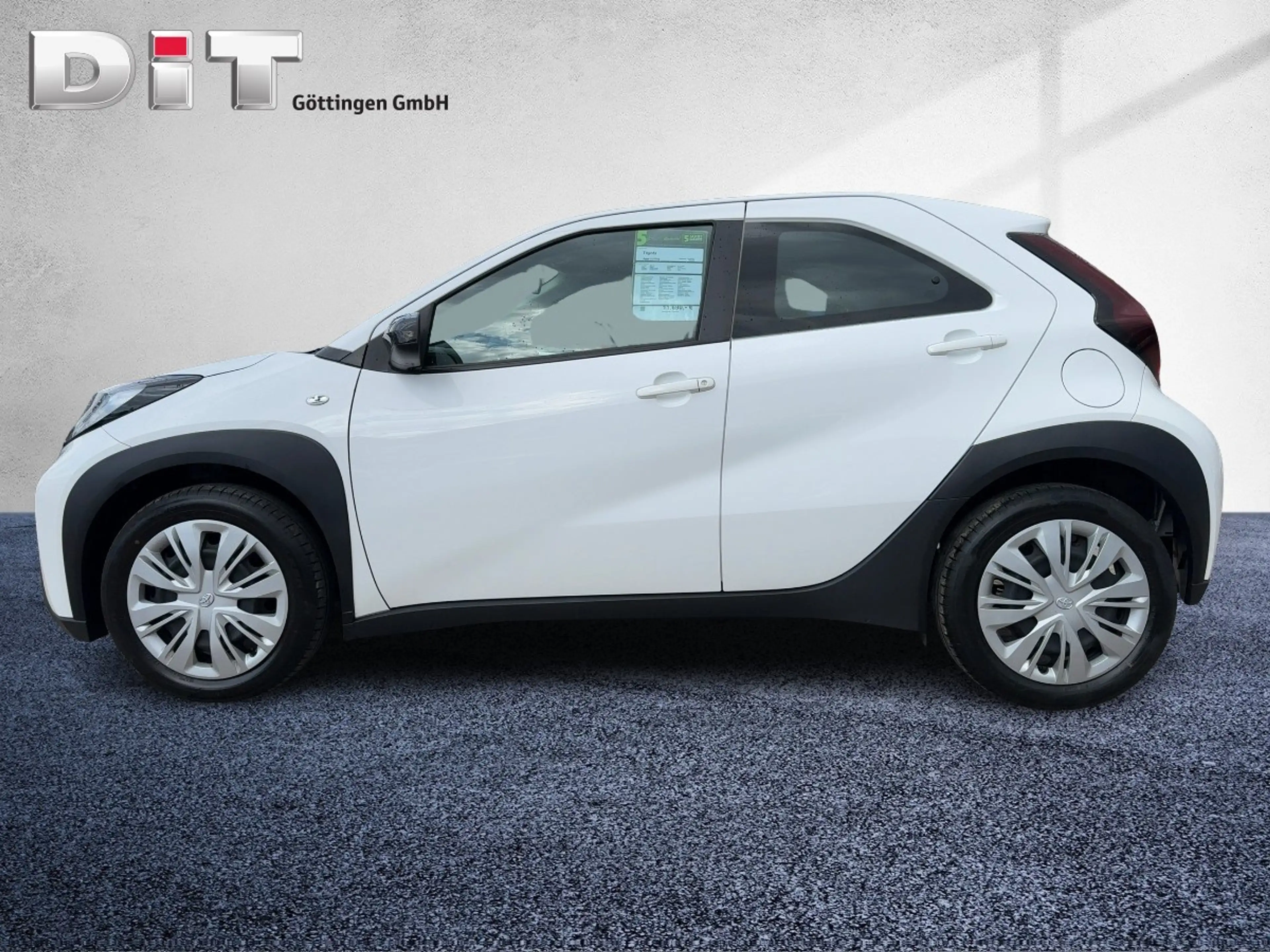 Toyota Aygo X 1.0 Play ACC + Fernlichtass.+ Kam. — photo 3